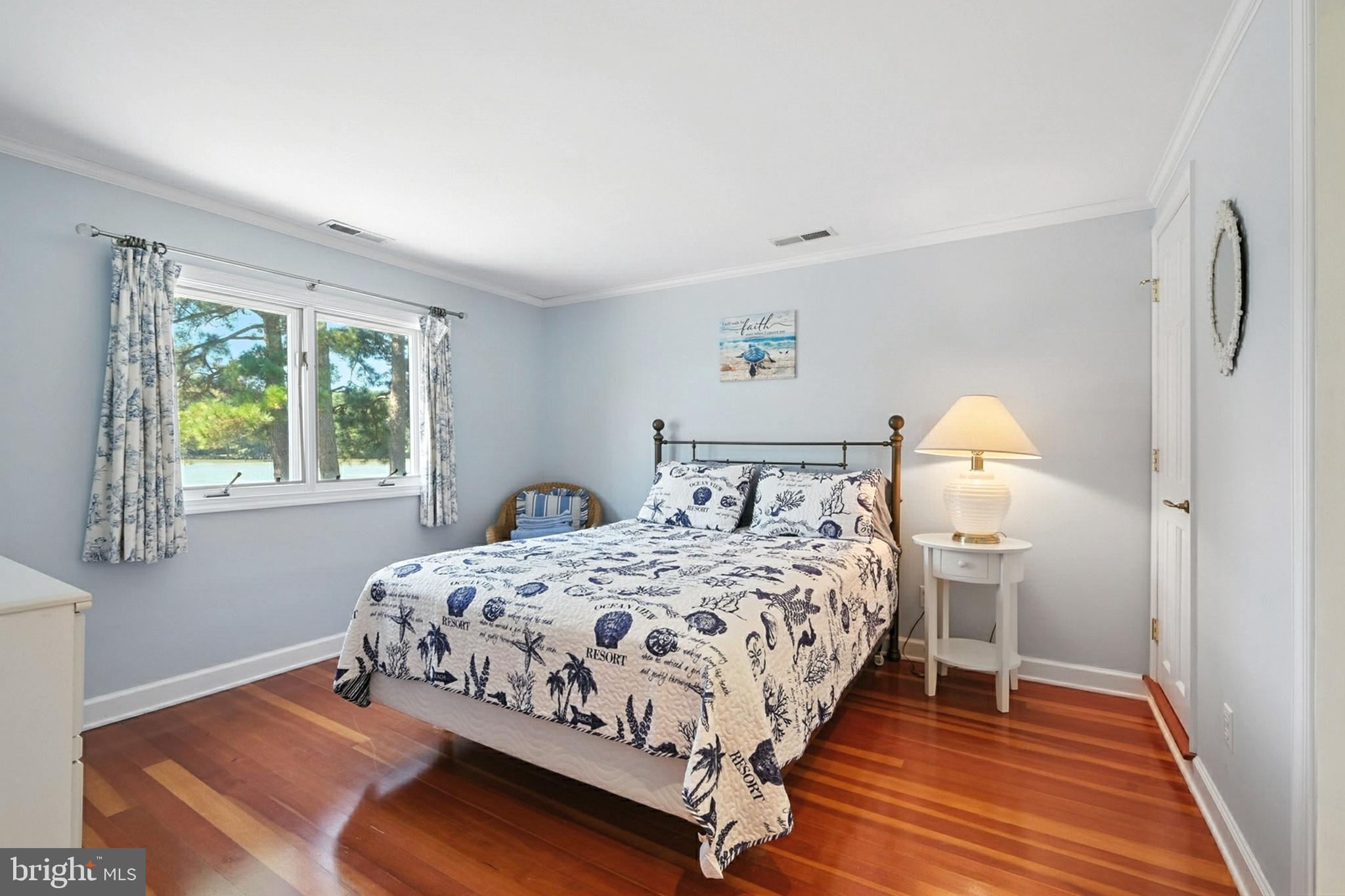 SOLITUDE - Residential