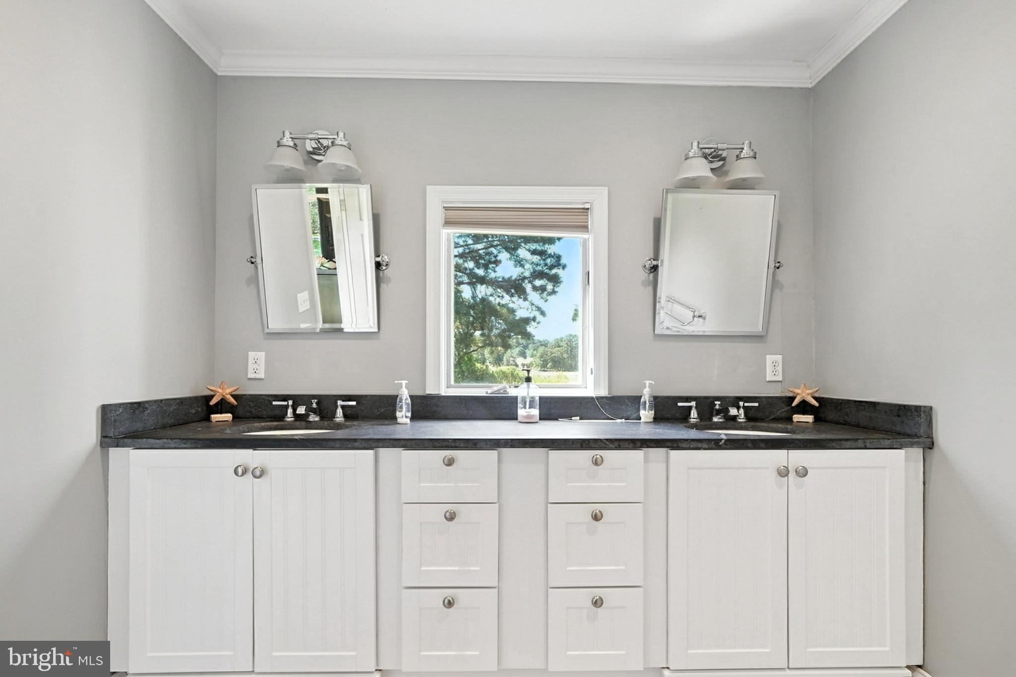 SOLITUDE - Residential