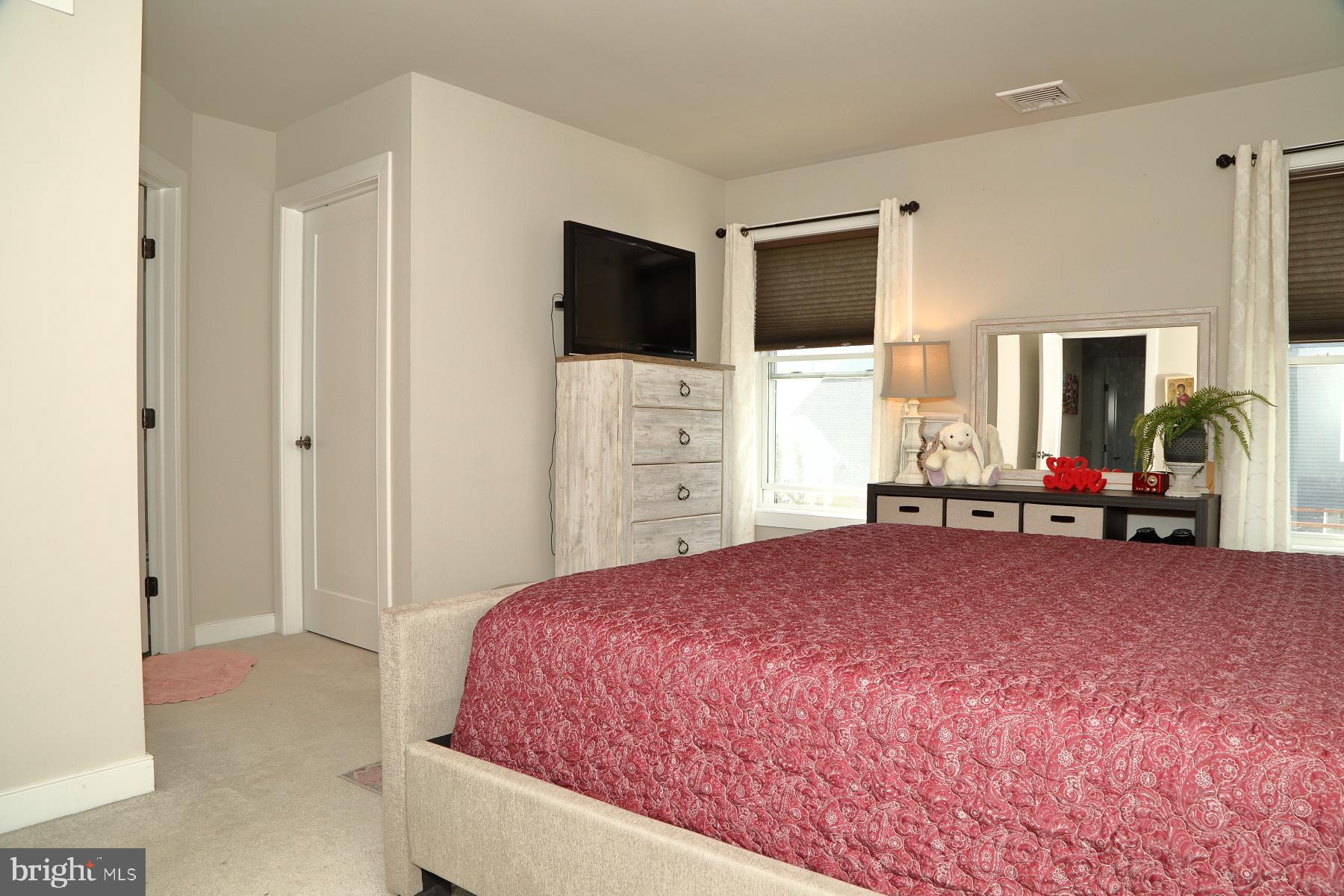 THE GABLES AT ELM TREE - Residential