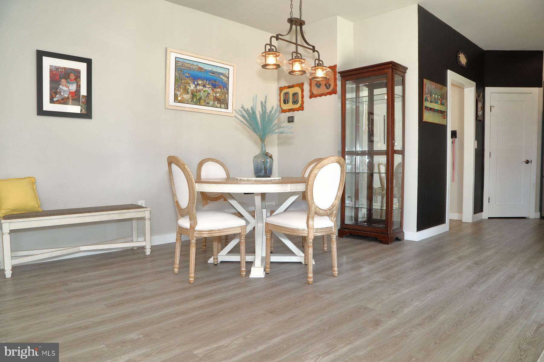 THE GABLES AT ELM TREE - Residential