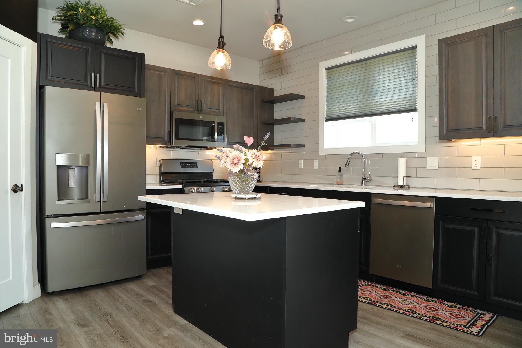 THE GABLES AT ELM TREE - Residential