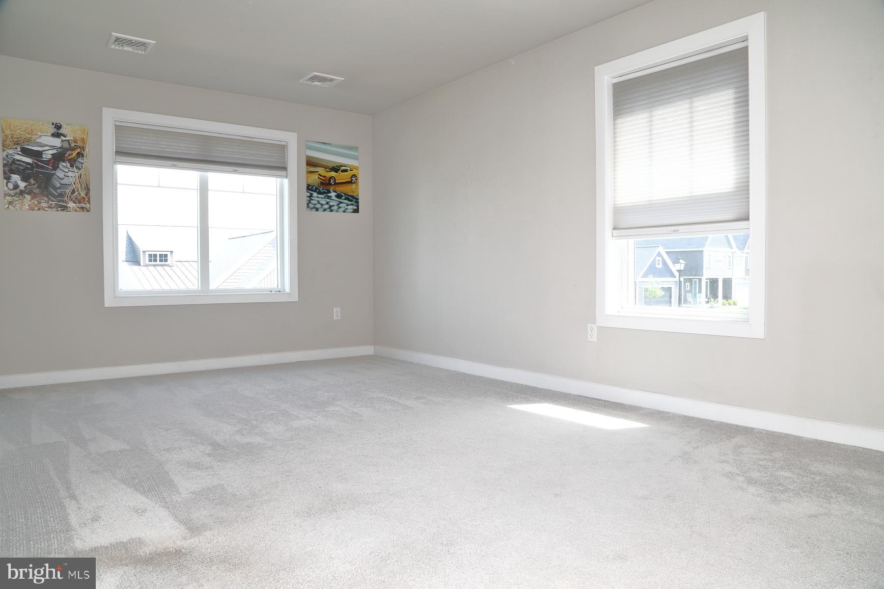 THE GABLES AT ELM TREE - Residential