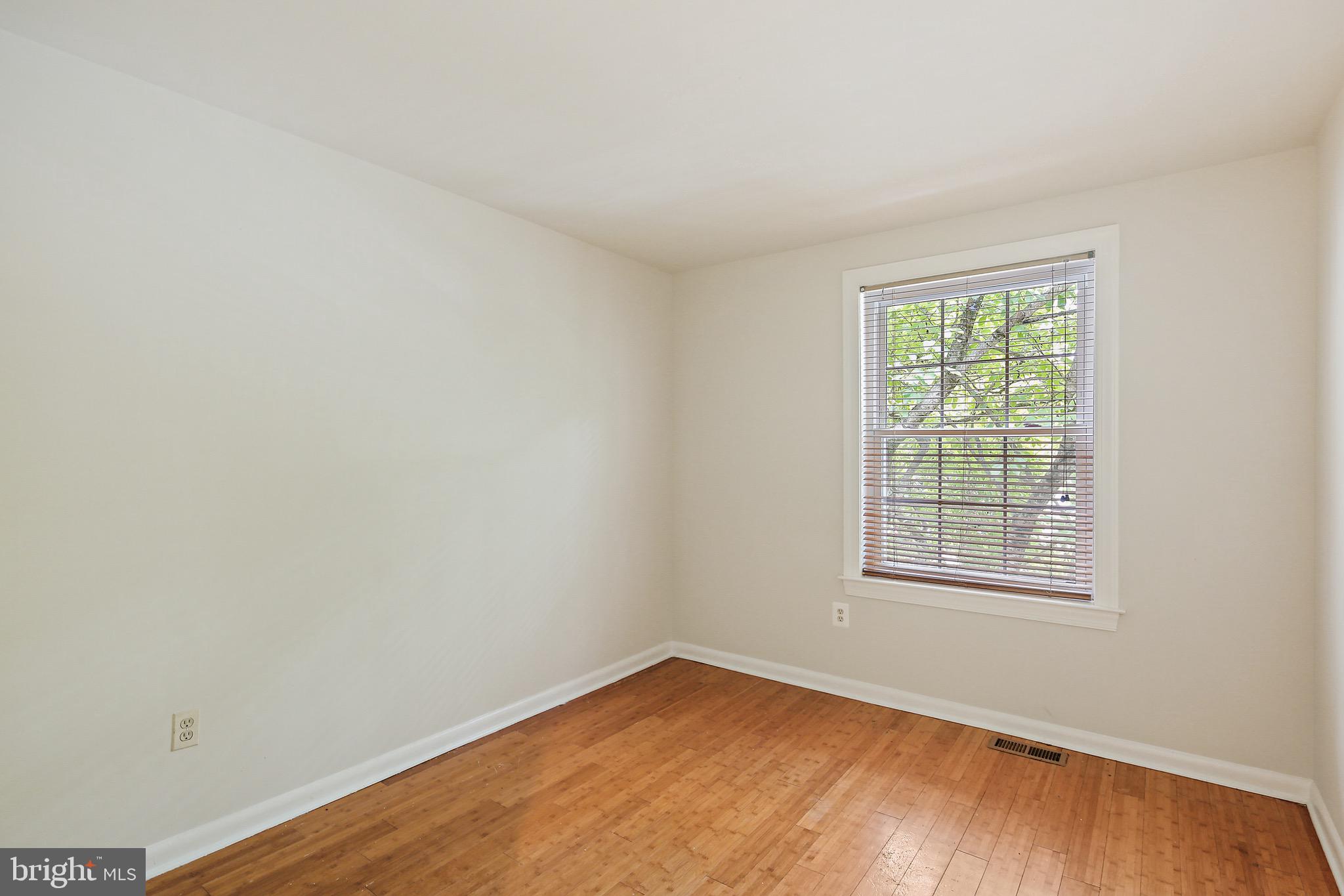 VILLAGE OF HICKORY RIDGE - Residential Lease