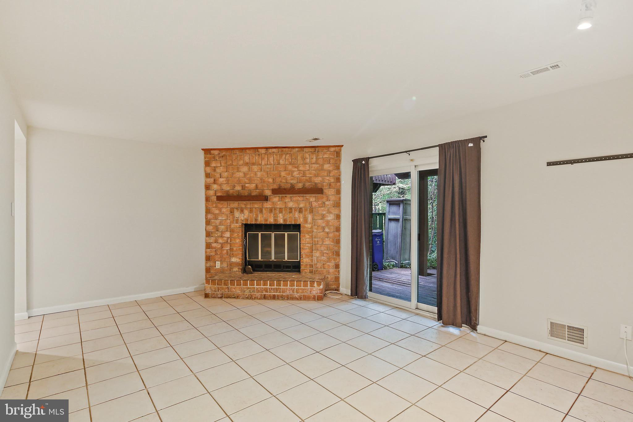 VILLAGE OF HICKORY RIDGE - Residential Lease