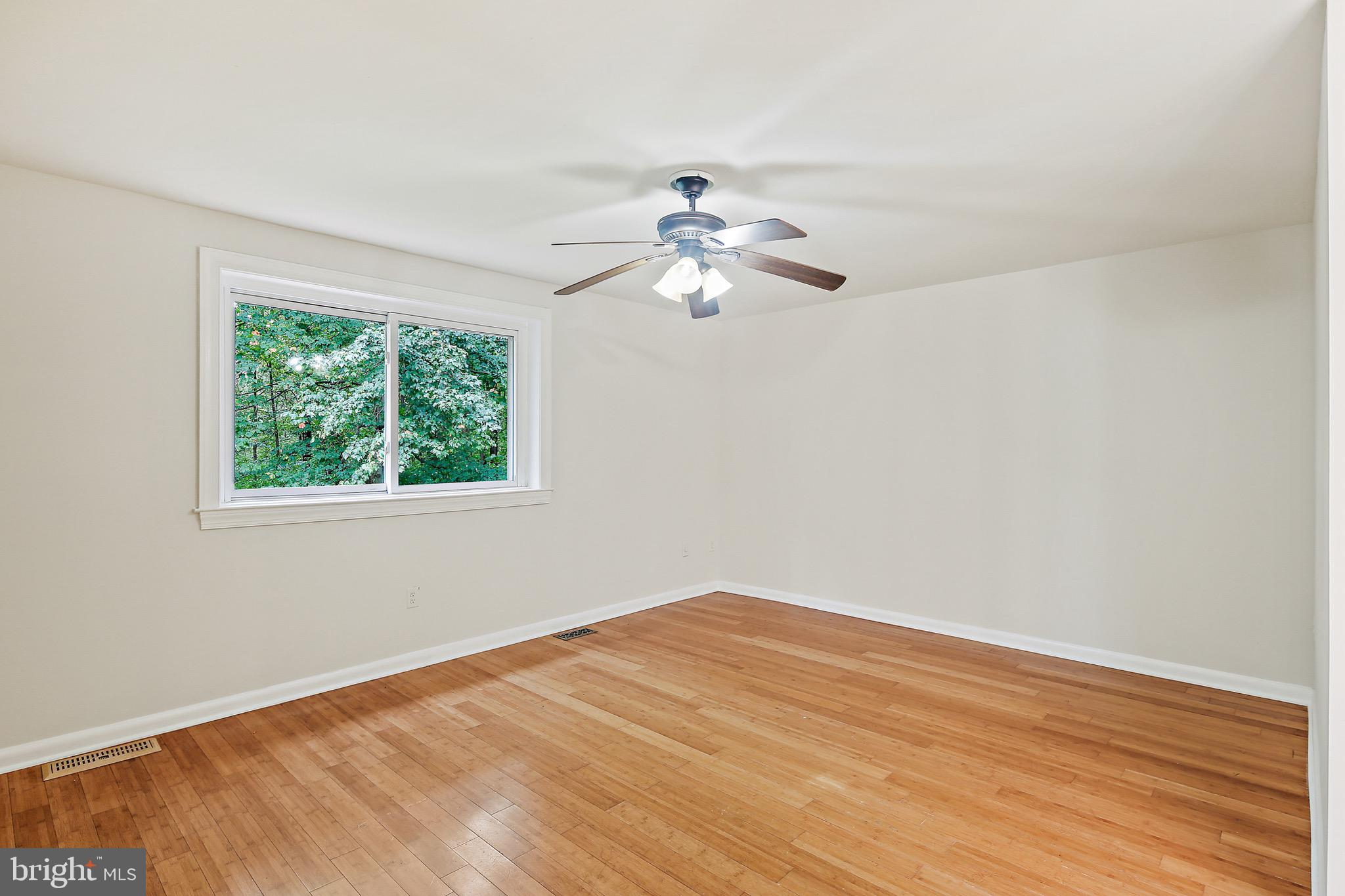 VILLAGE OF HICKORY RIDGE - Residential Lease