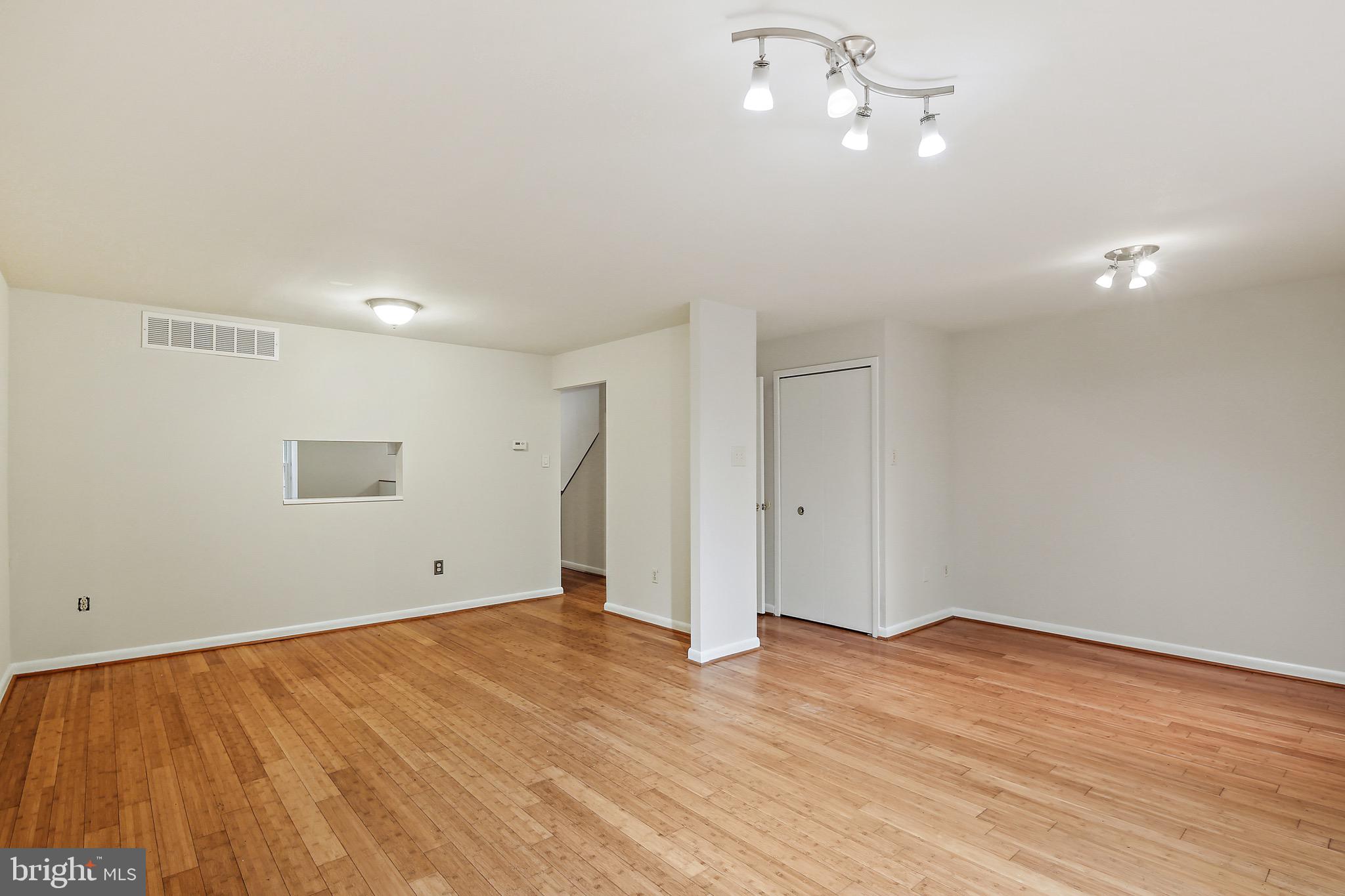 VILLAGE OF HICKORY RIDGE - Residential Lease