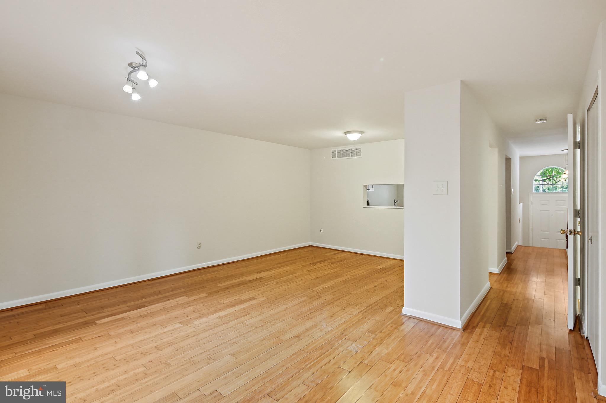 VILLAGE OF HICKORY RIDGE - Residential Lease