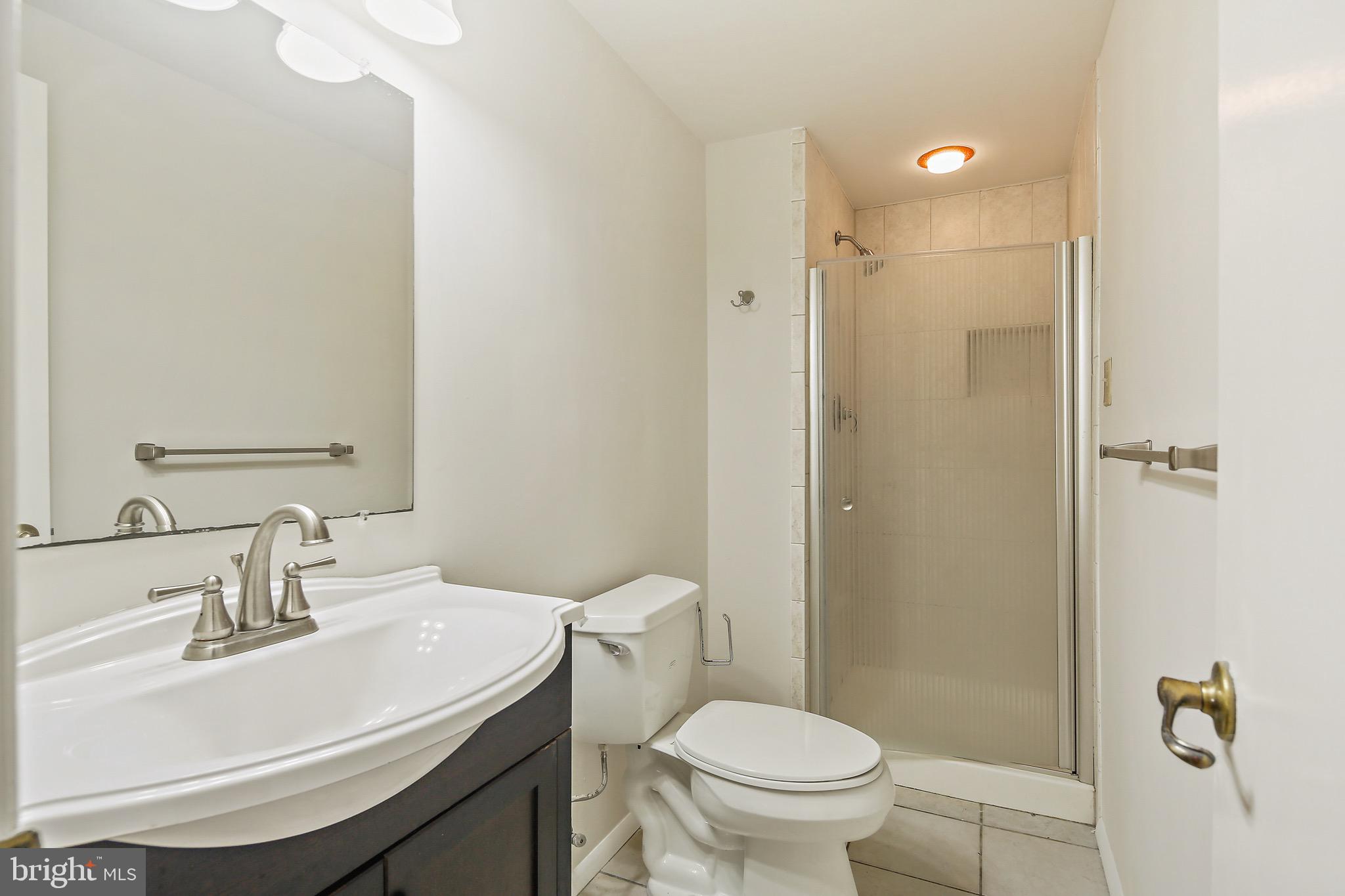 VILLAGE OF HICKORY RIDGE - Residential Lease