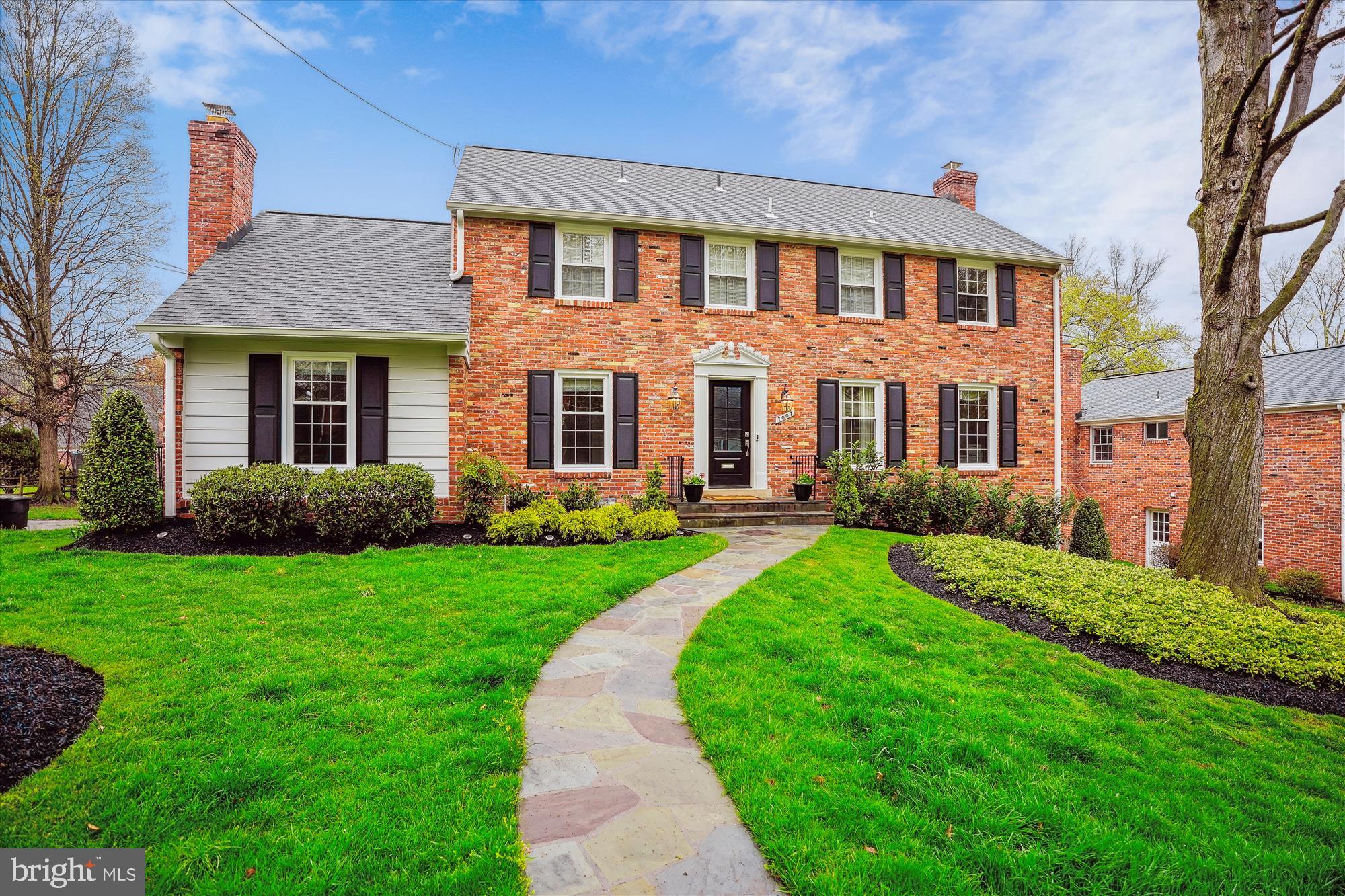 OLD FARM - Residential