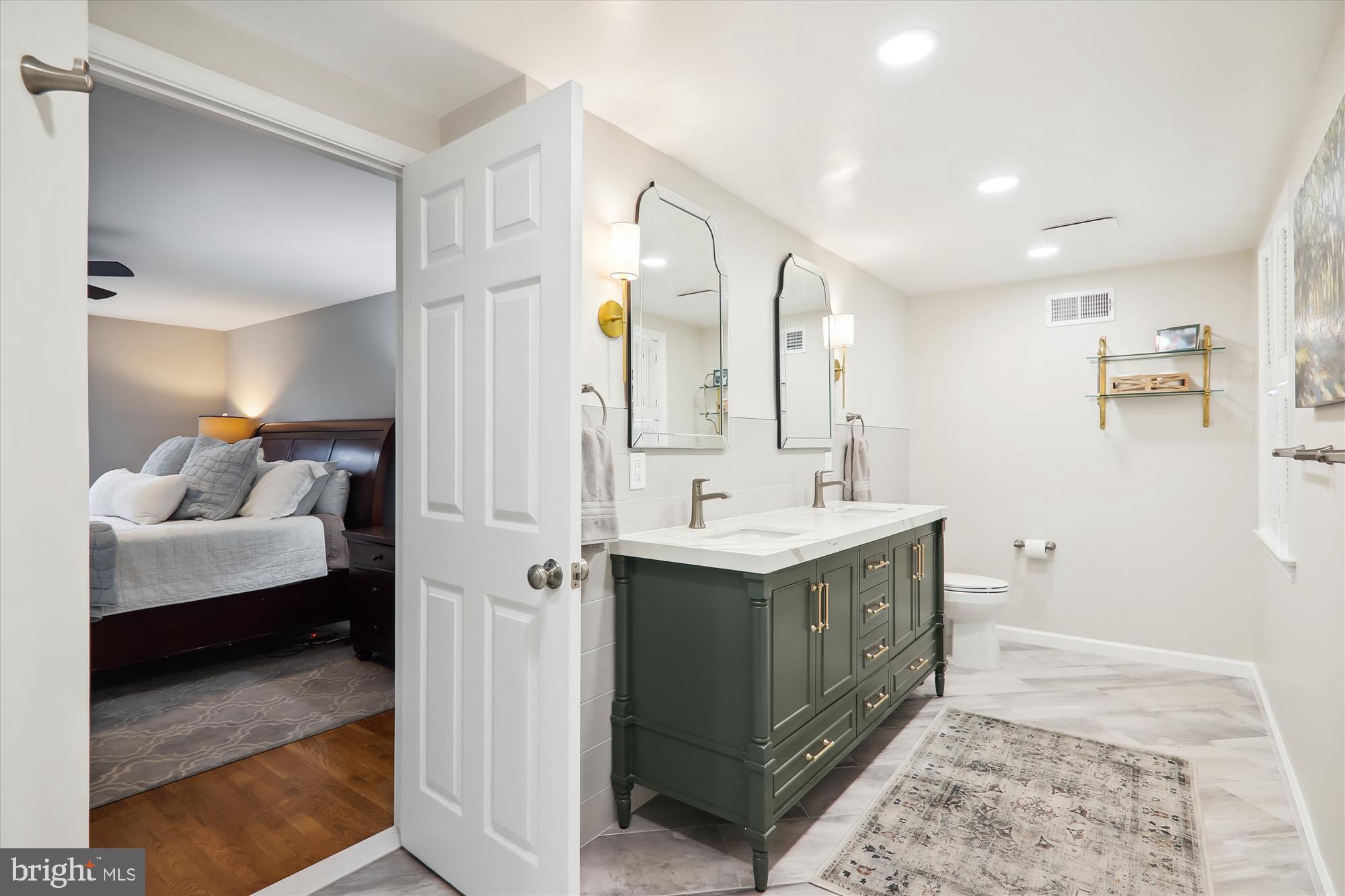 OLD FARM - Residential