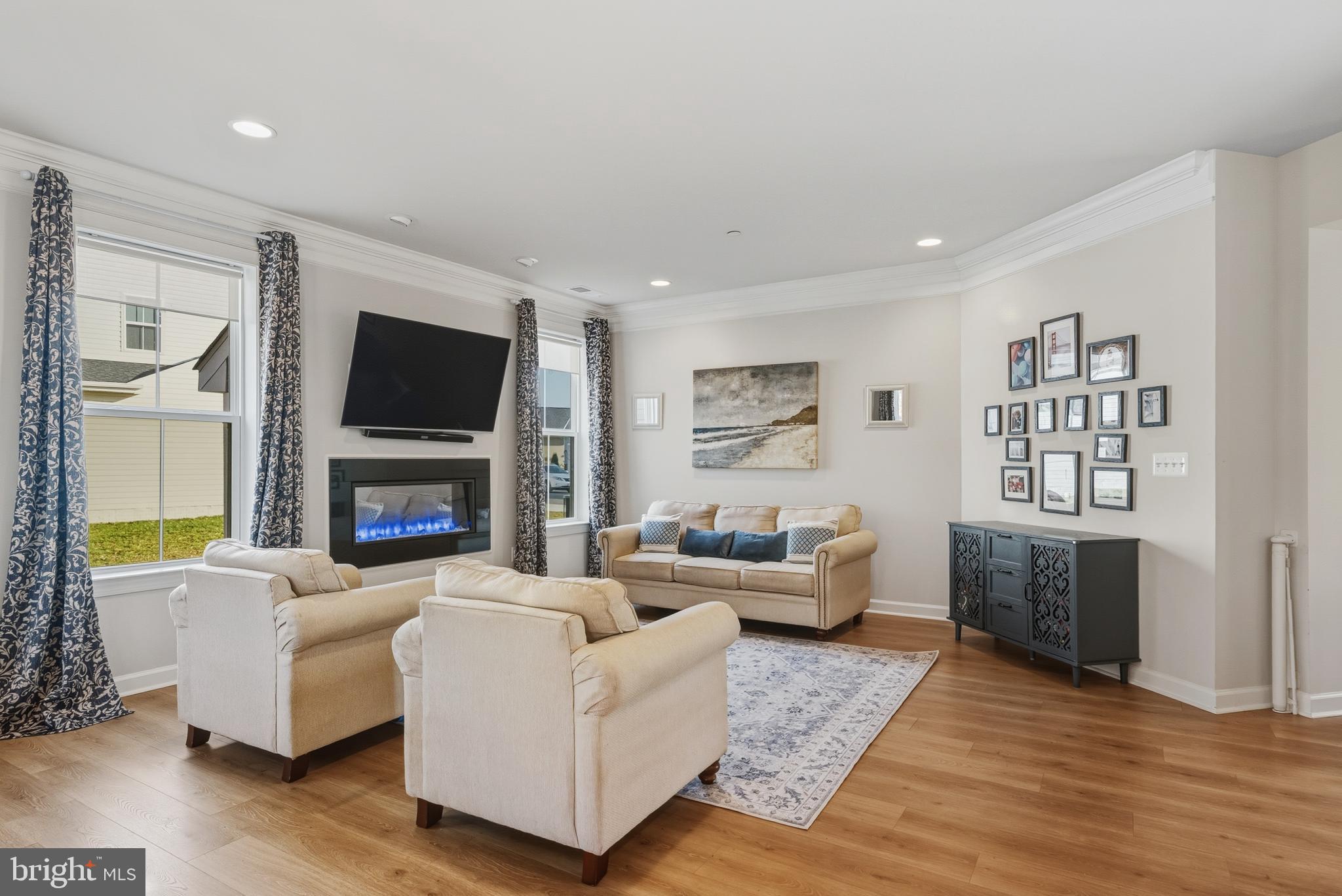 LAKESIDE AT TRAPPE - Residential