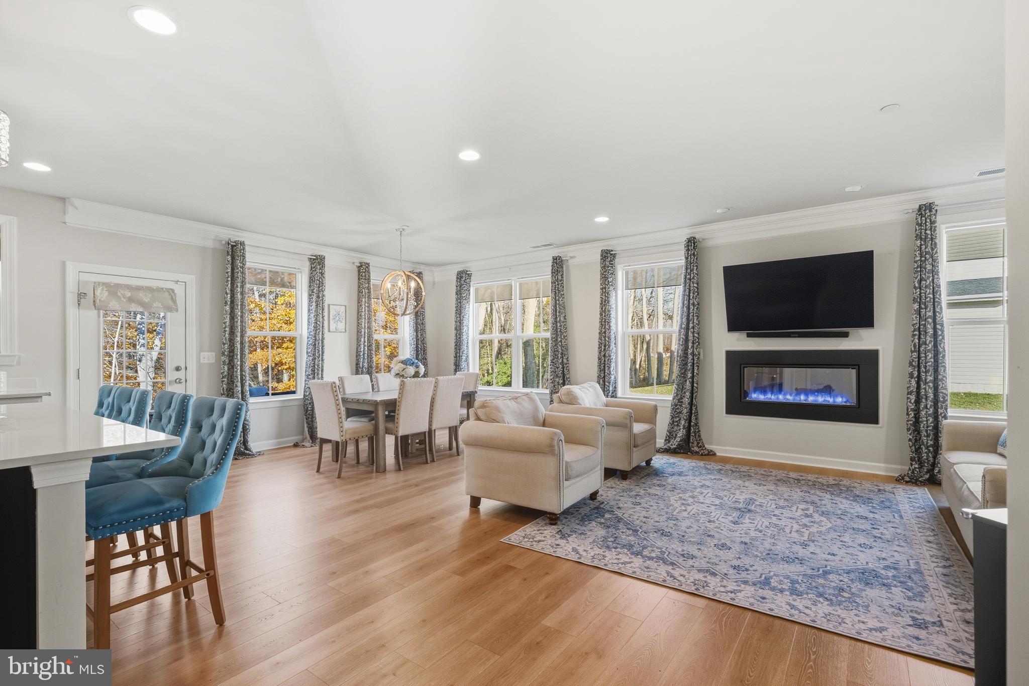 LAKESIDE AT TRAPPE - Residential