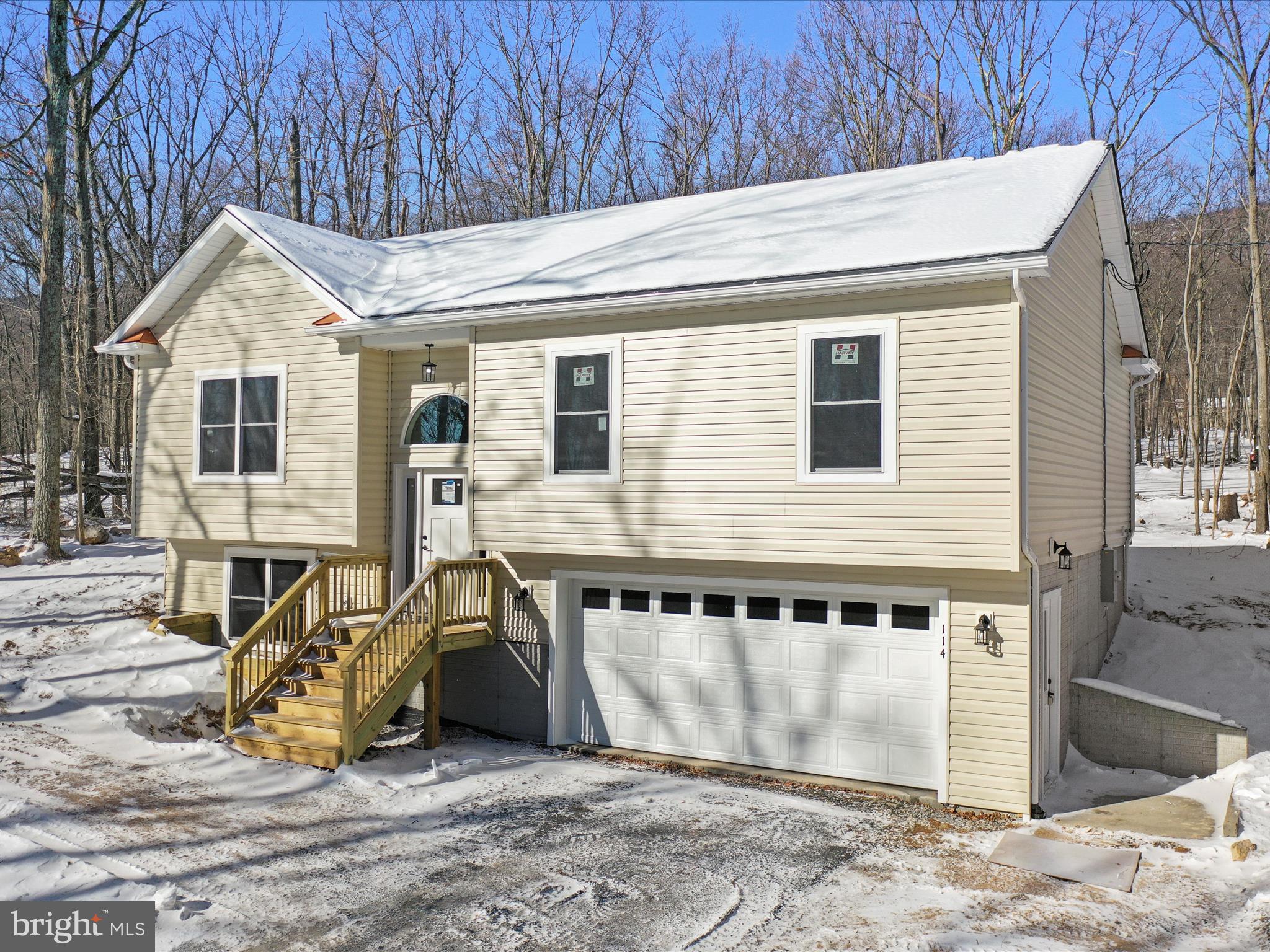 114 MOUNTAIN LODGE DRIVE