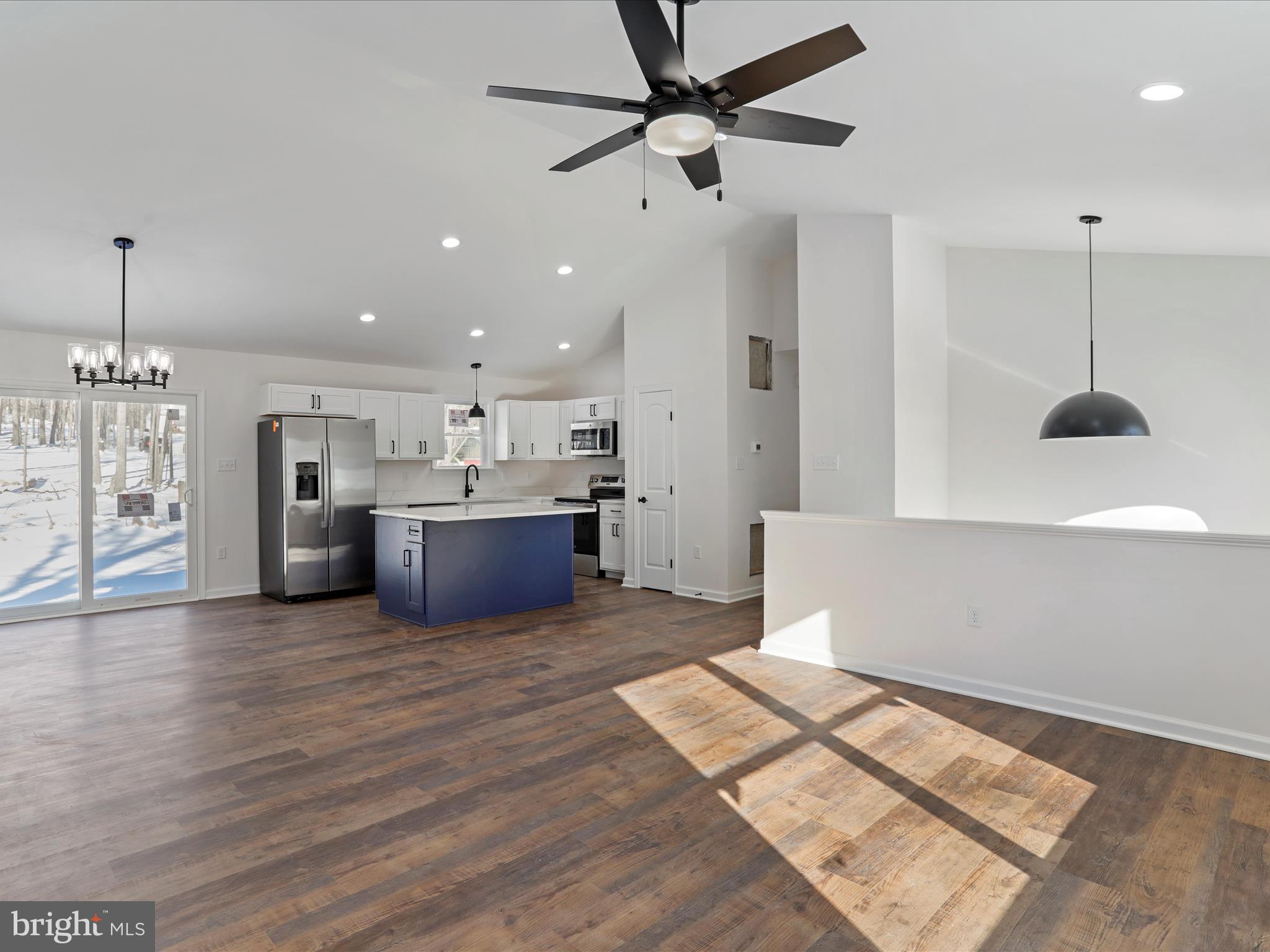 114 MOUNTAIN LODGE DRIVE