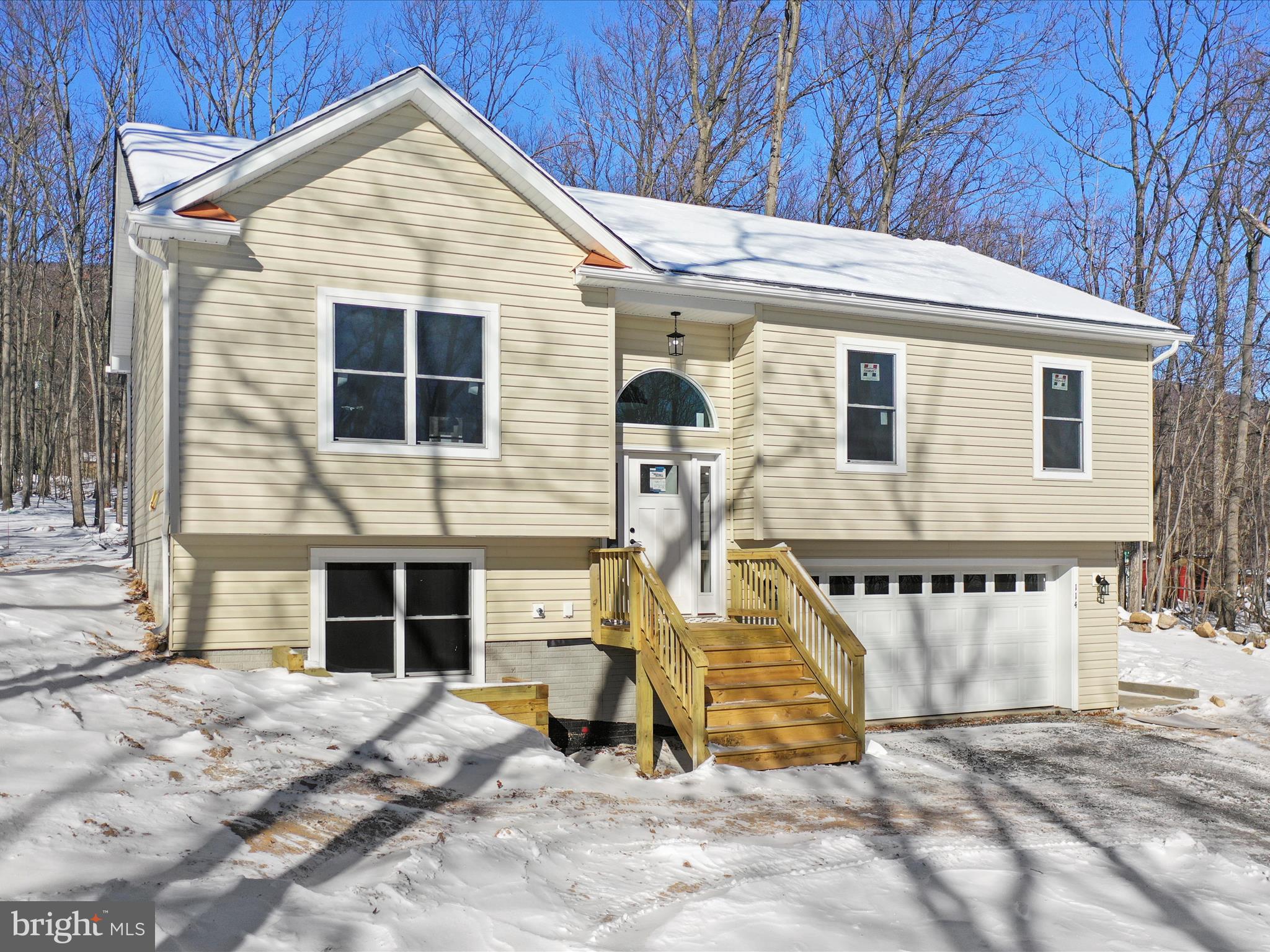 114 MOUNTAIN LODGE DRIVE