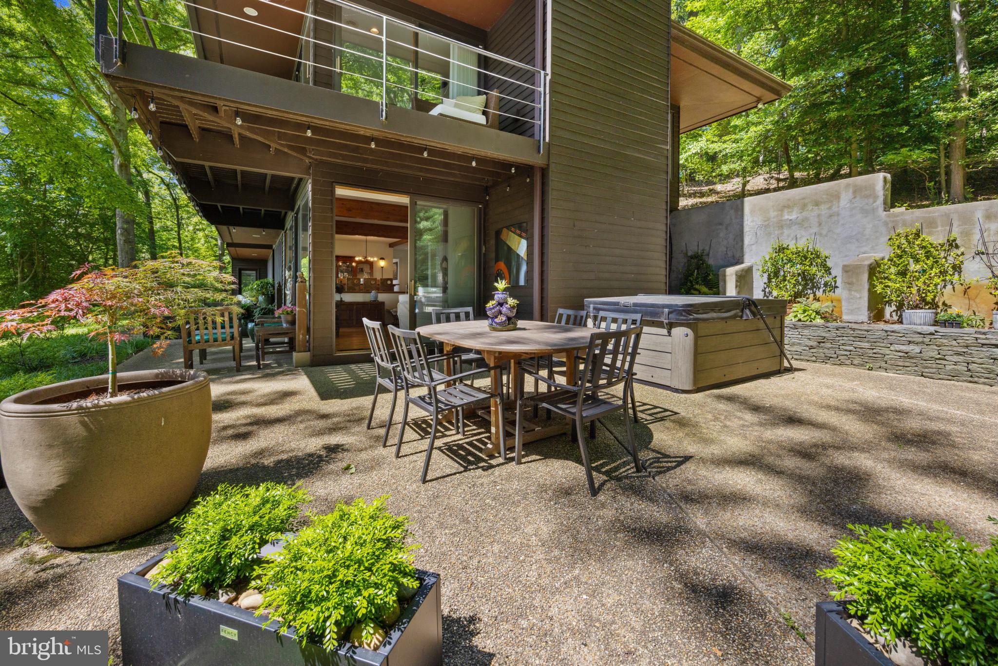 BAYBERRY HILL - Residential