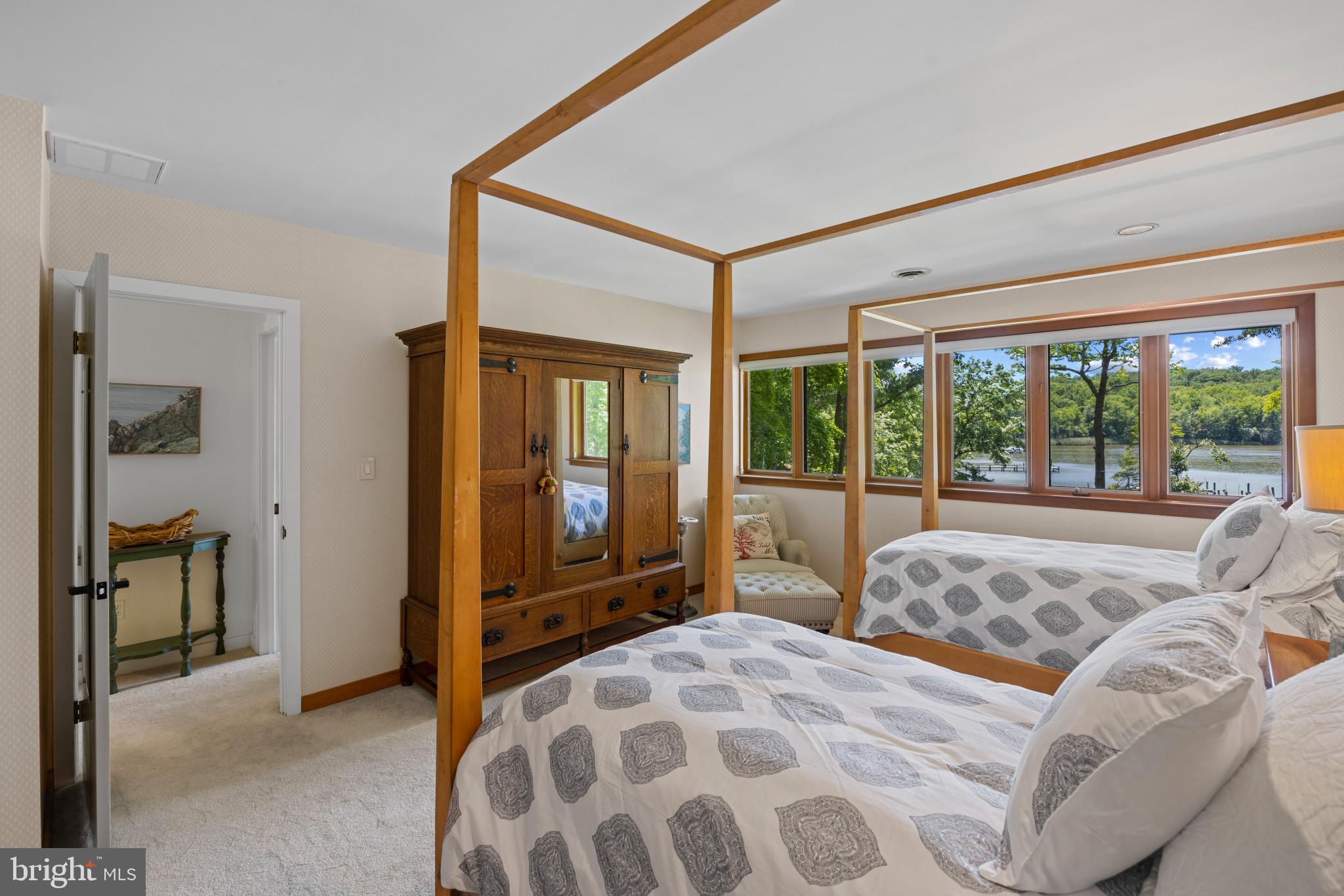 BAYBERRY HILL - Residential