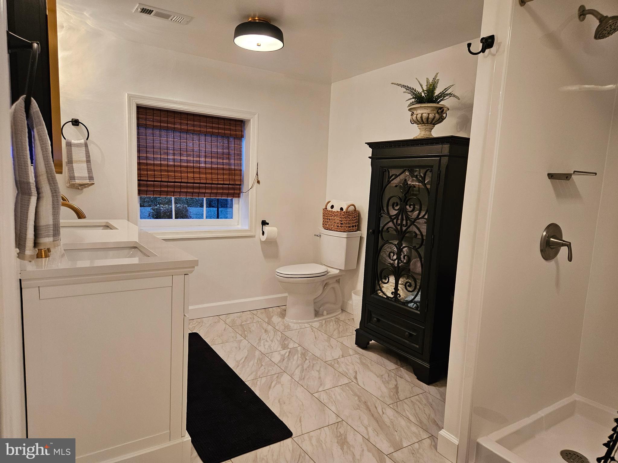 SUTTON - Residential