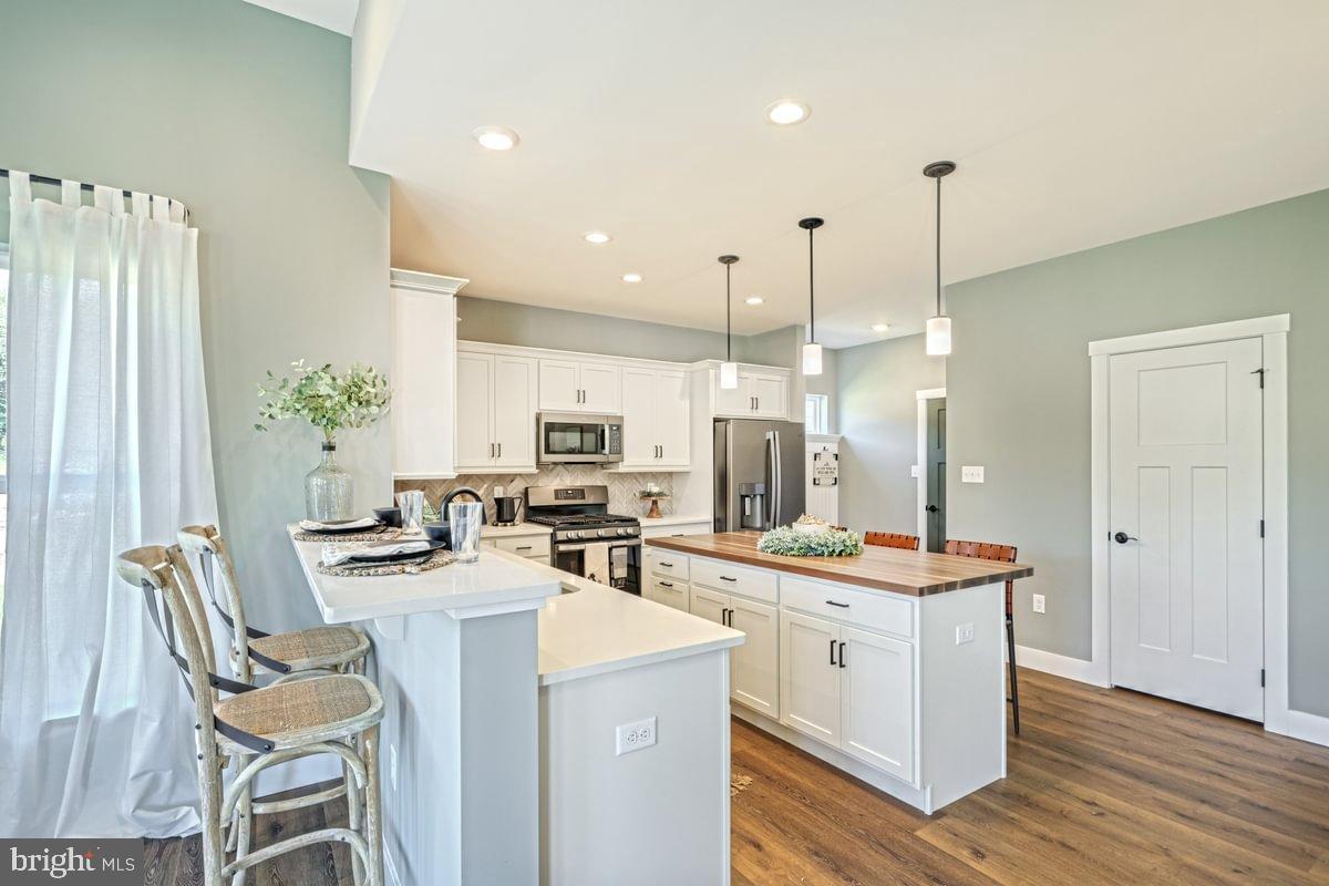 THE HORIZON AT BRUSH VALLEY - Residential