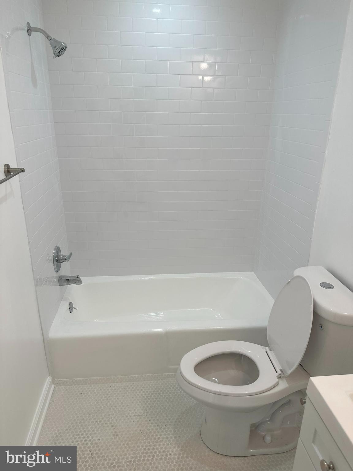 KEN GAR - Residential Lease