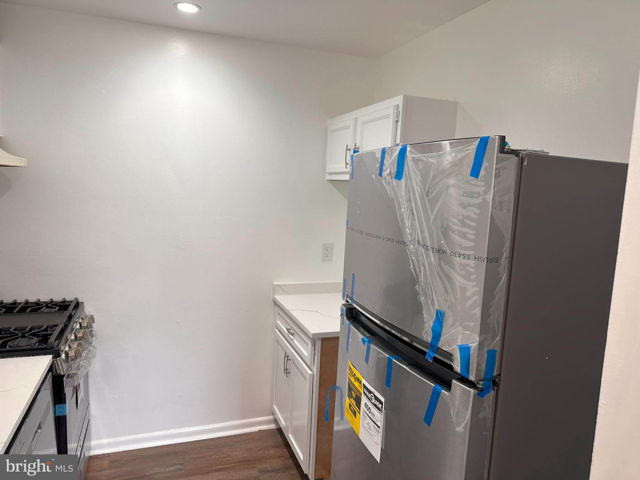 KEN GAR - Residential Lease