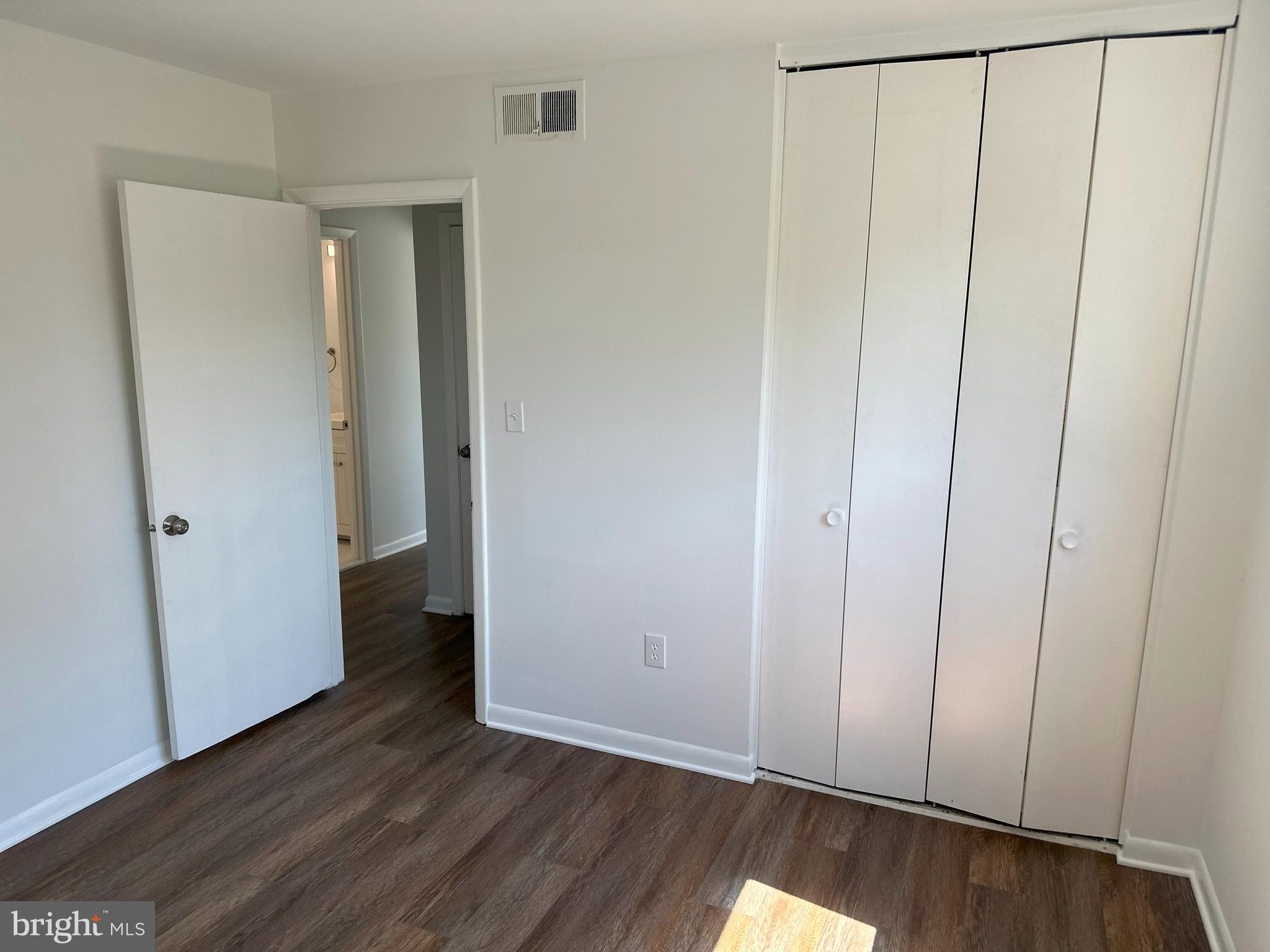 KEN GAR - Residential Lease