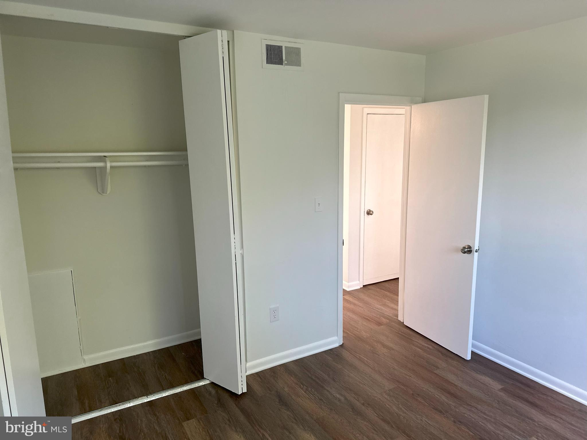 KEN GAR - Residential Lease