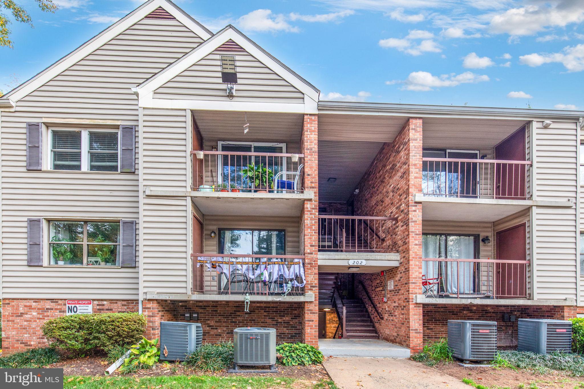 STAFFORD MEADOWS - Residential Lease