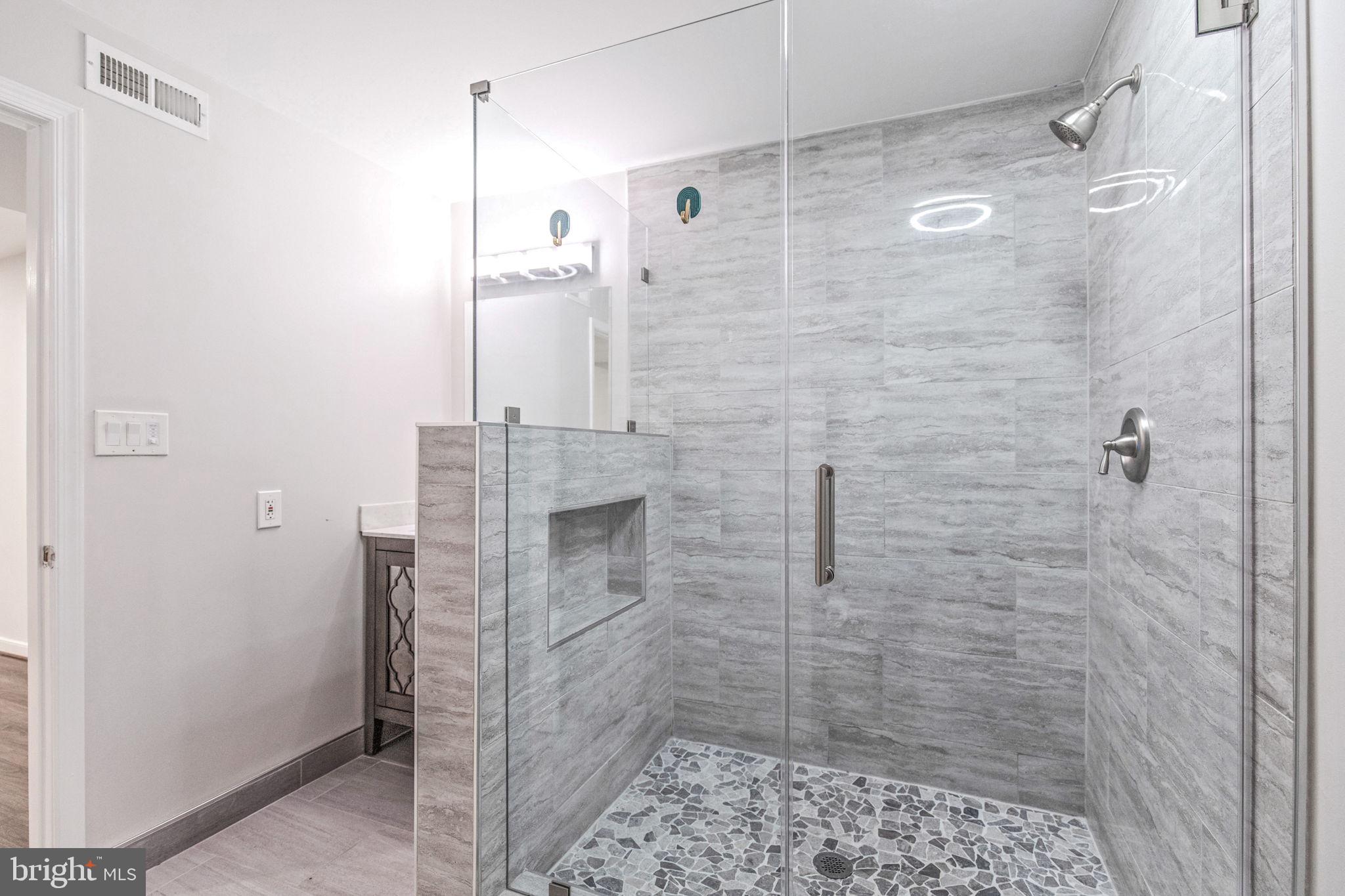 STAFFORD MEADOWS - Residential Lease