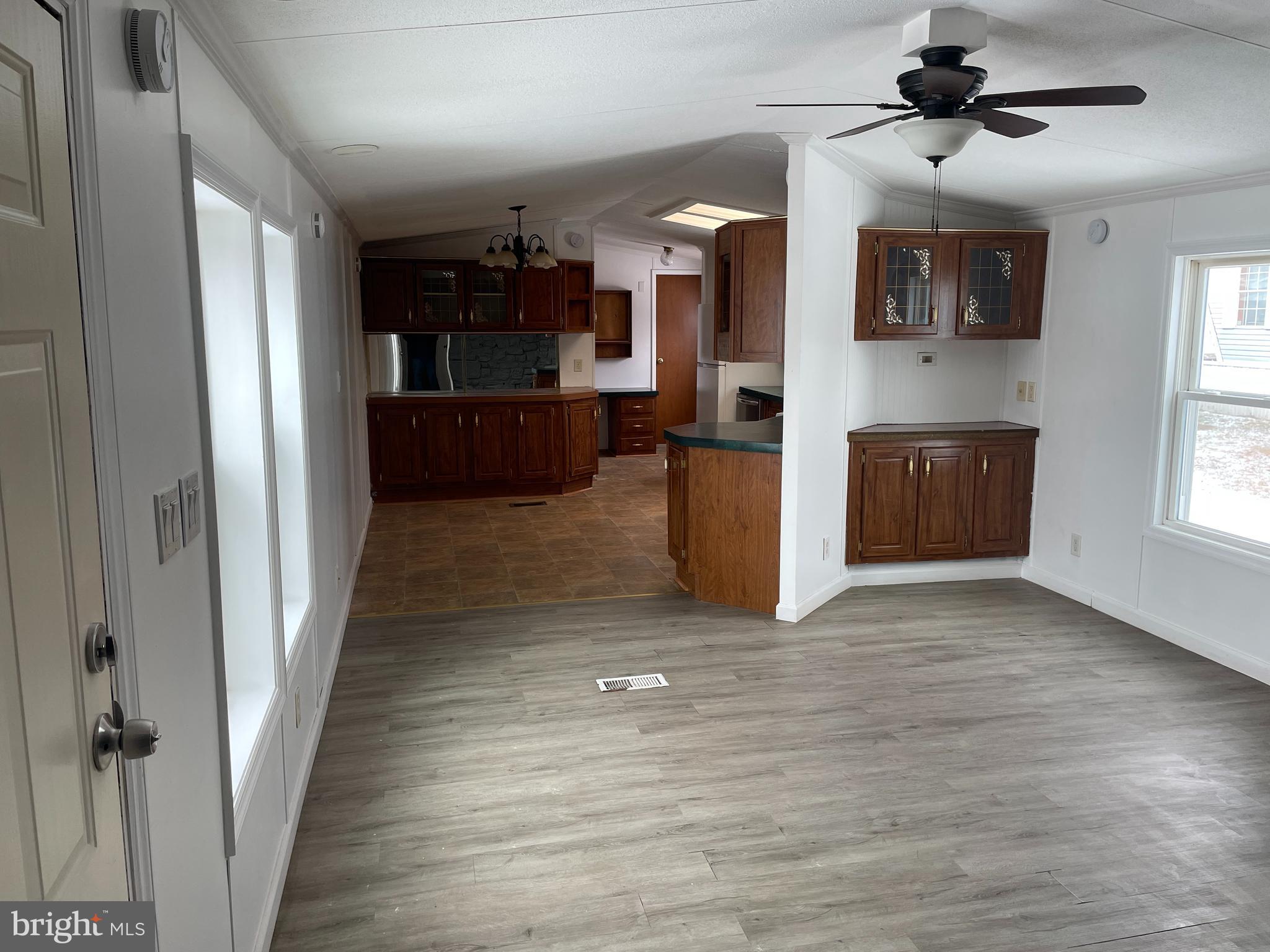 MEADOW RUN - Residential