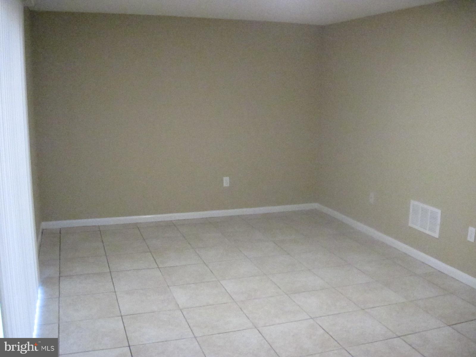 SYLWOOD - Residential Lease