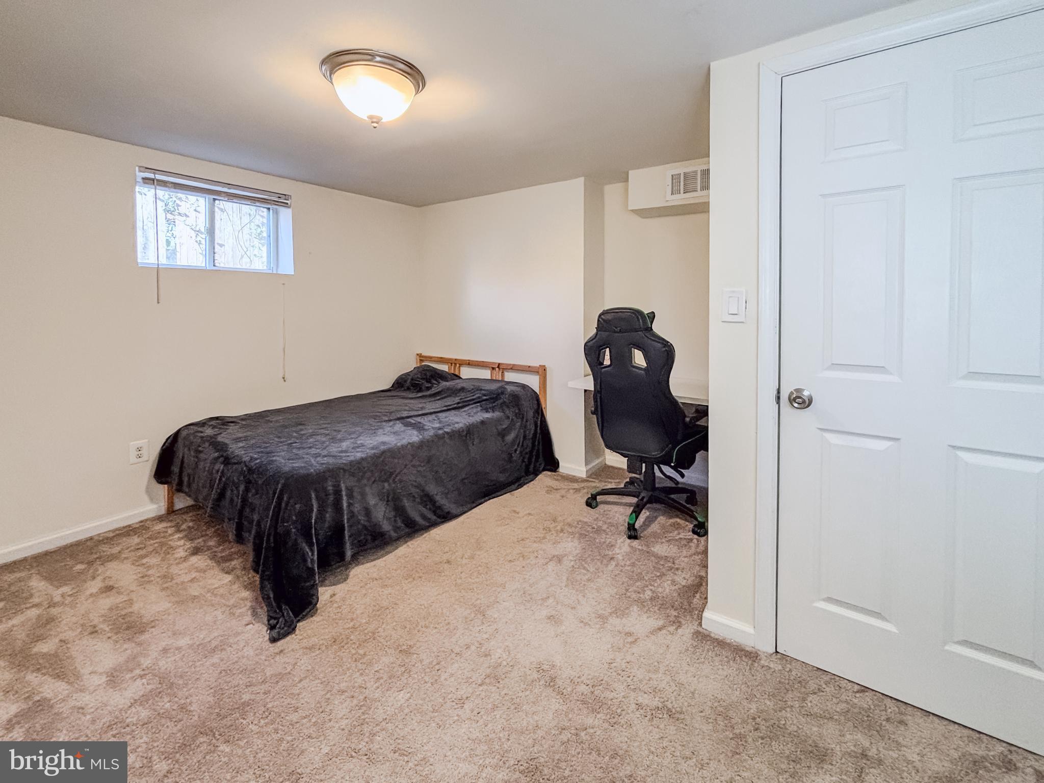 BRENTWOOD - Residential