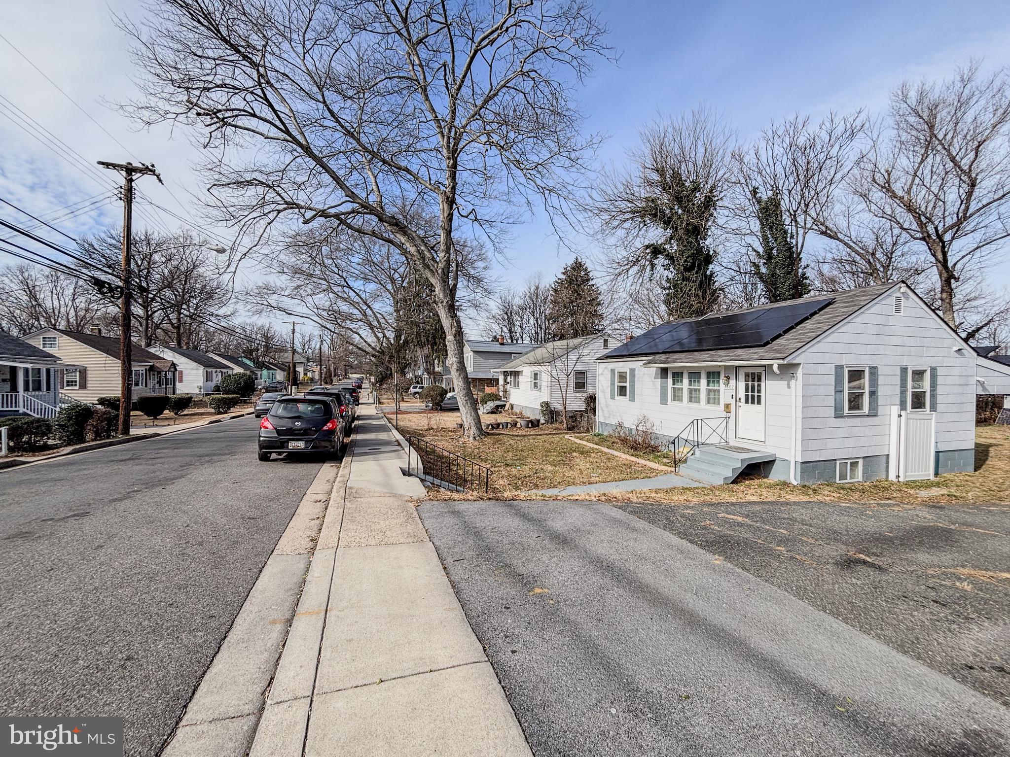 BRENTWOOD - Residential