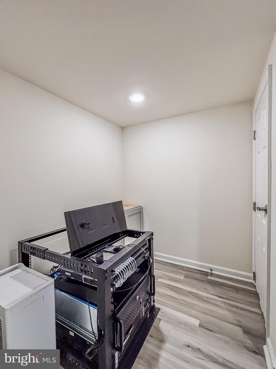 BRENTWOOD - Residential