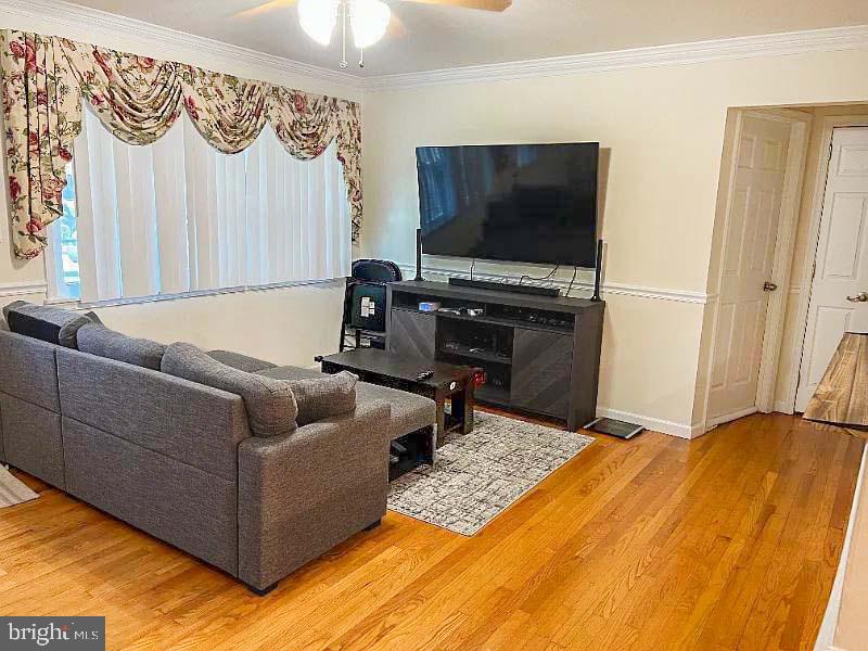 BRENTWOOD - Residential