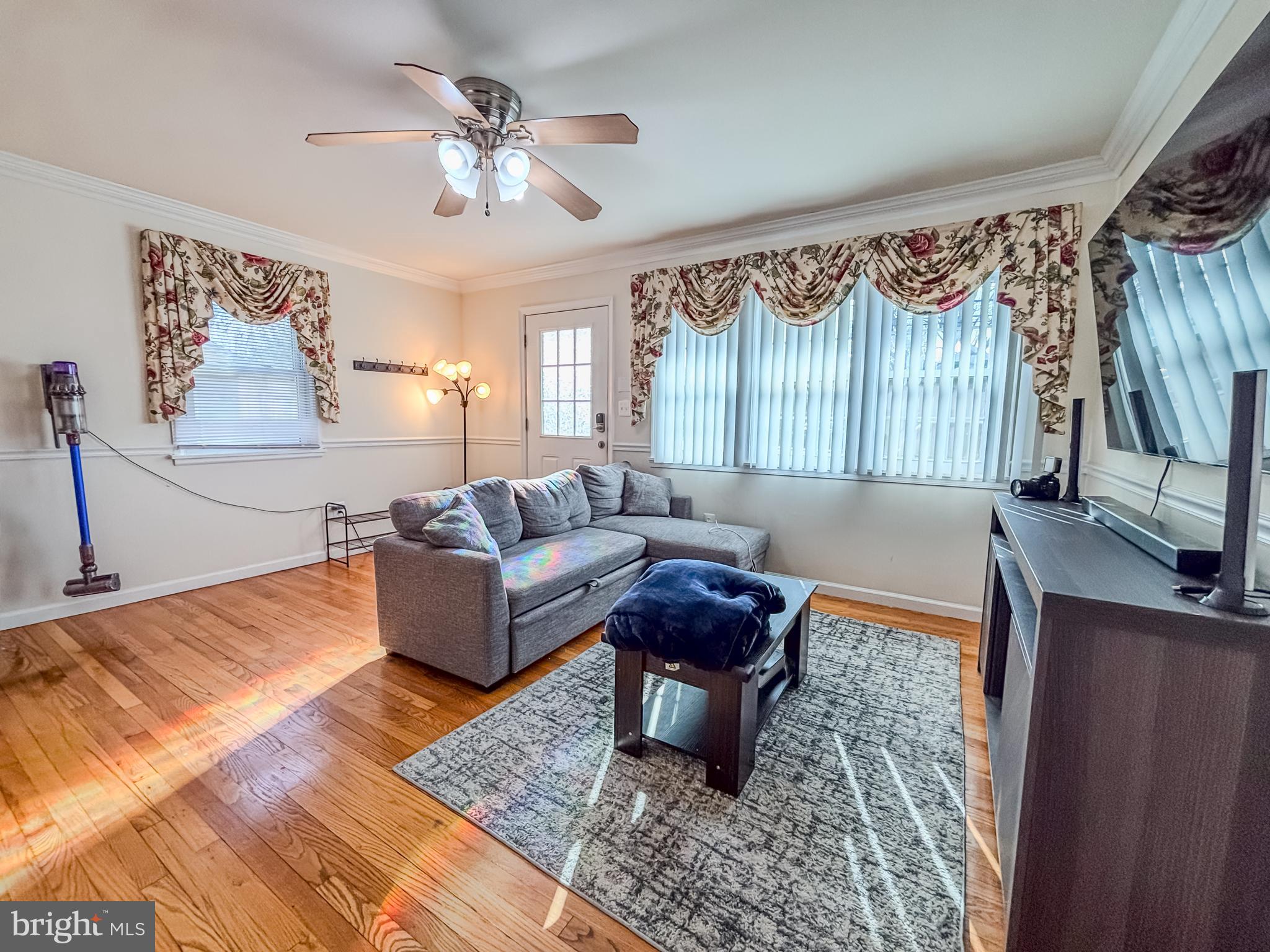 BRENTWOOD - Residential