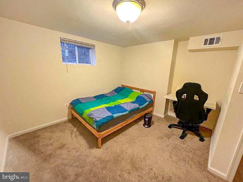 BRENTWOOD - Residential