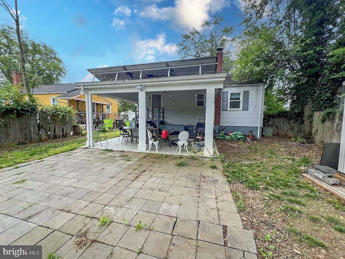 BRENTWOOD - Residential