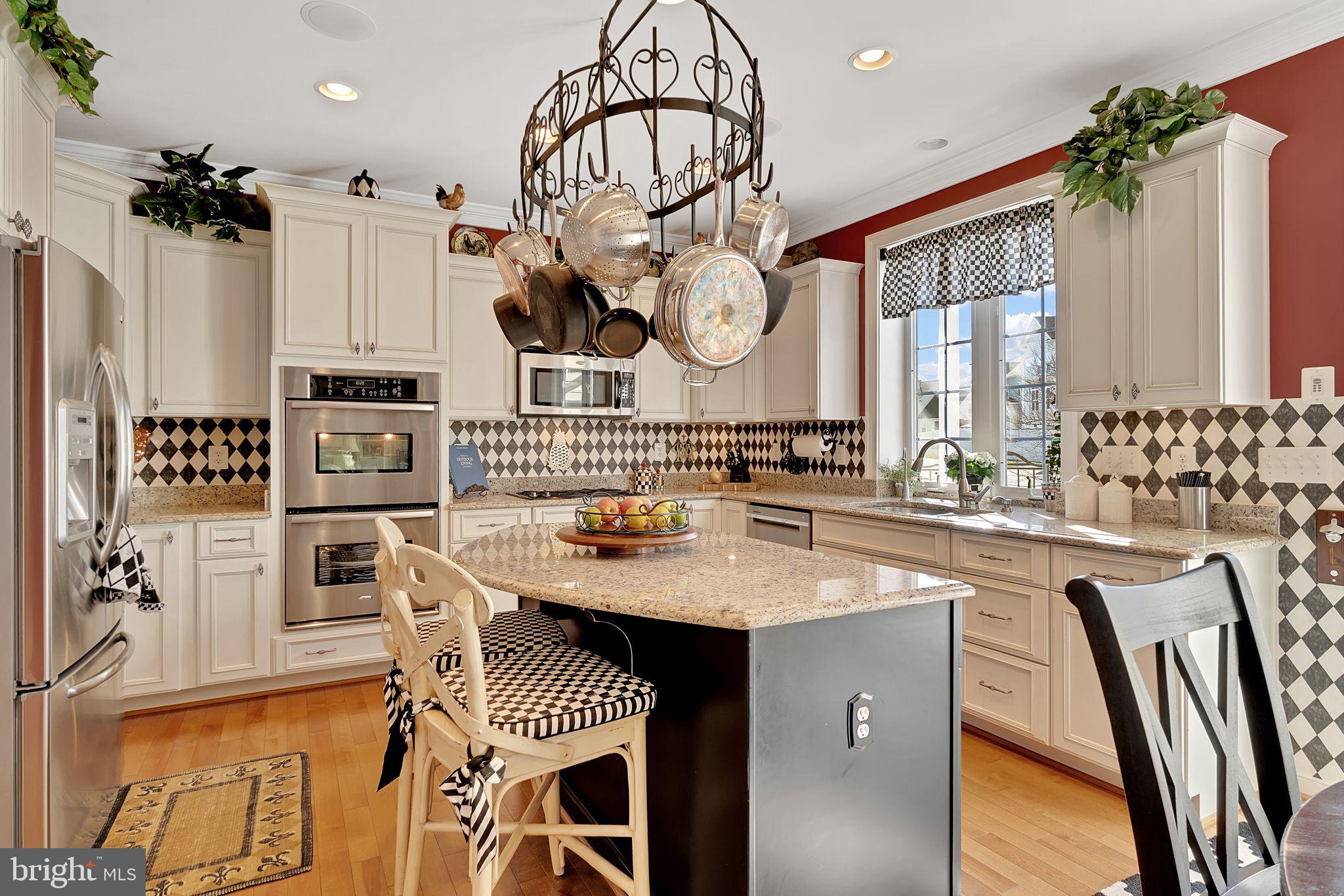 HILLS OF AQUIA - Residential