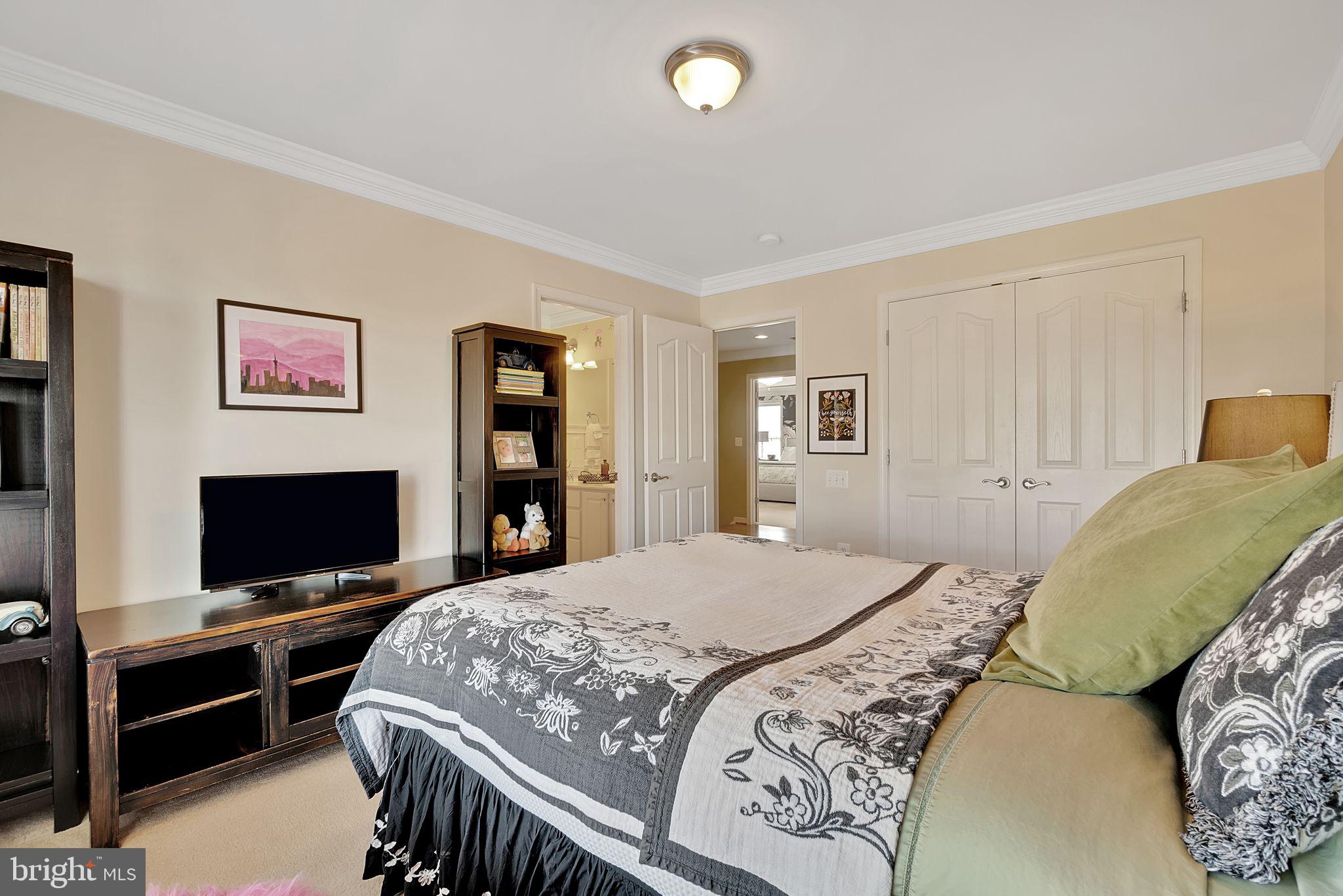HILLS OF AQUIA - Residential