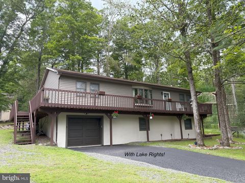1100 INDIAN DRIVE LAKE ARIEL PA 18436