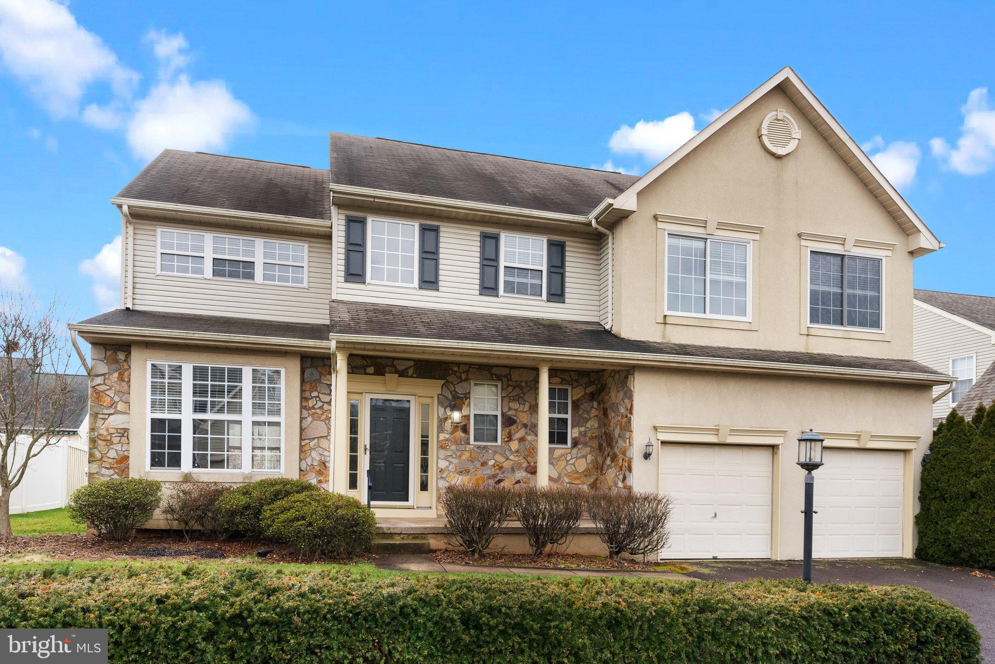 OLDE VILLAGE - Residential