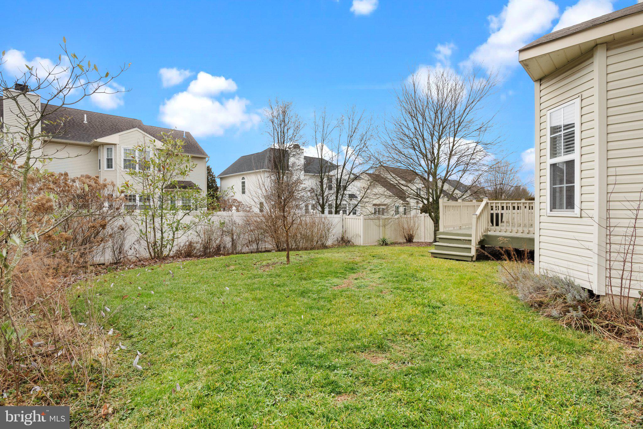 OLDE VILLAGE - Residential