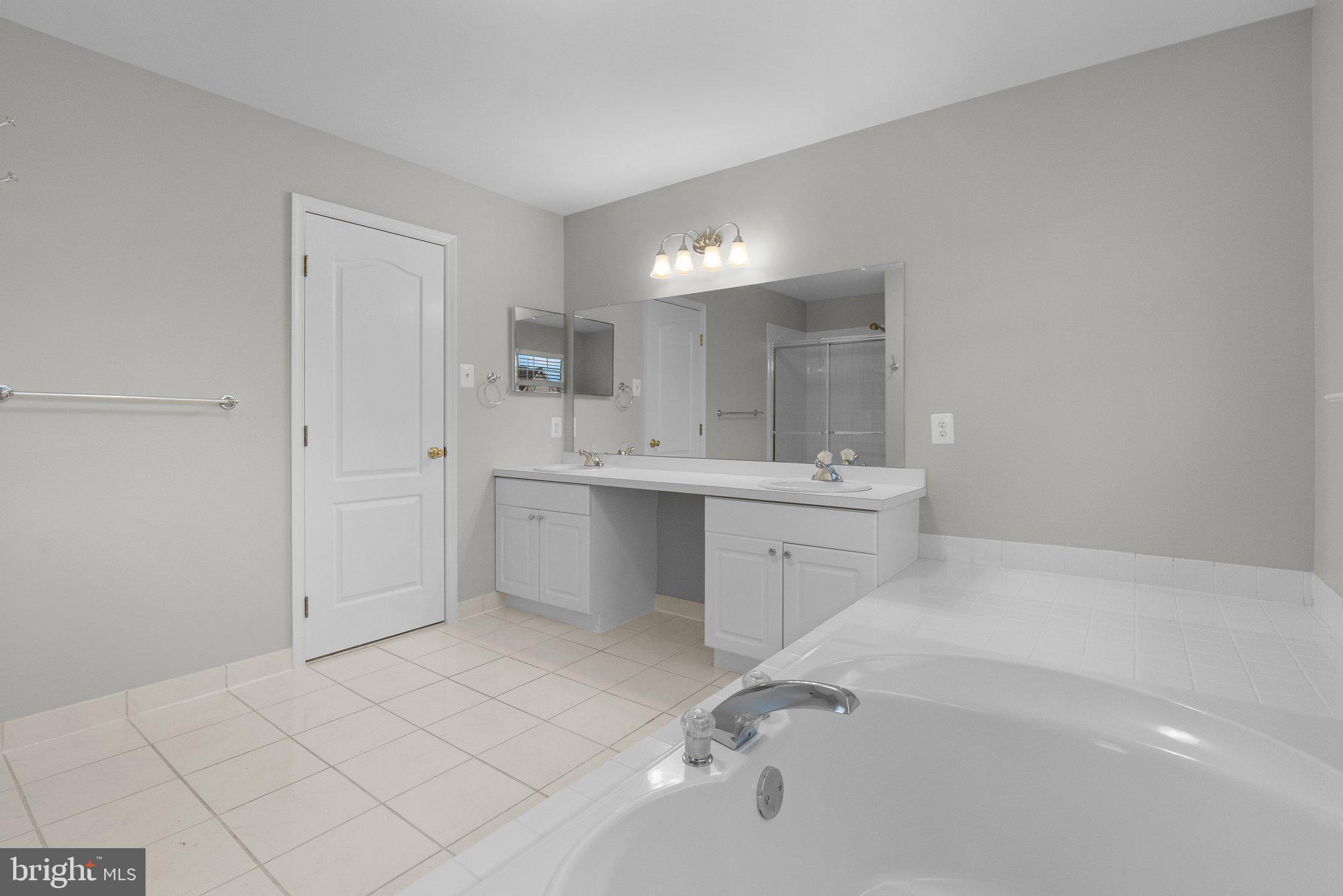 OLDE VILLAGE - Residential