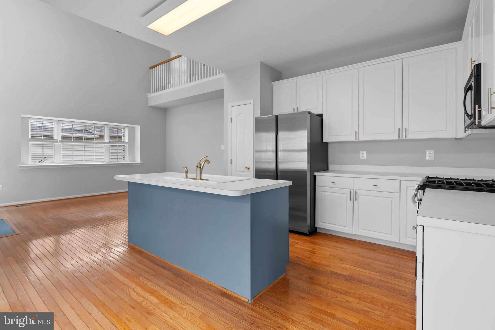 OLDE VILLAGE - Residential