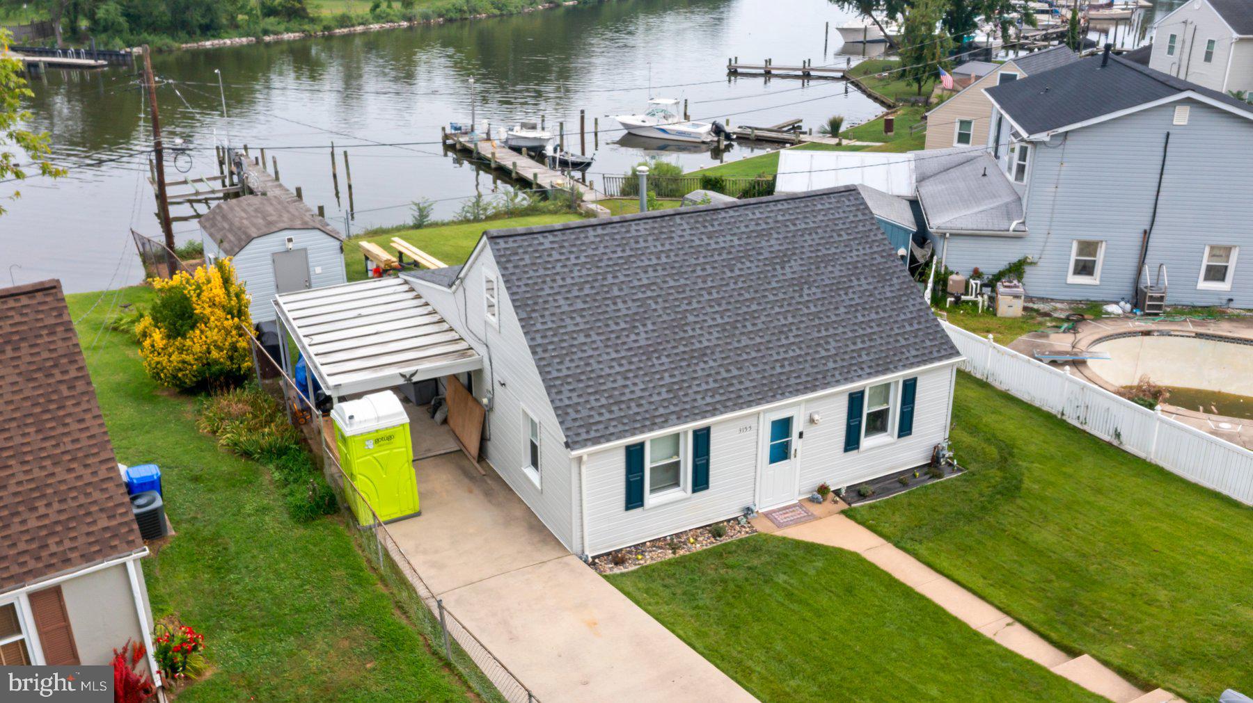 3155 BAYBRIAR ROAD