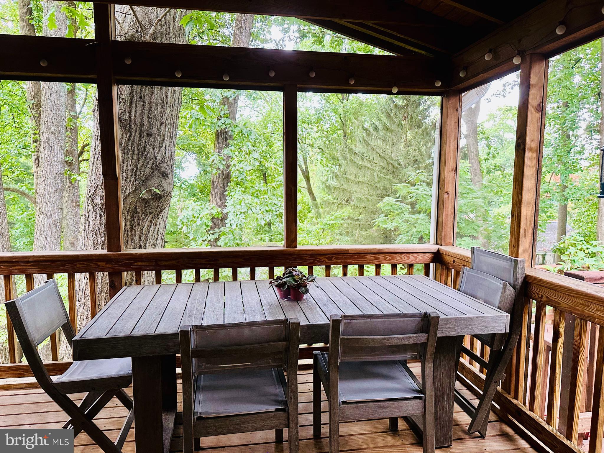 POPLAR HEIGHTS - Residential