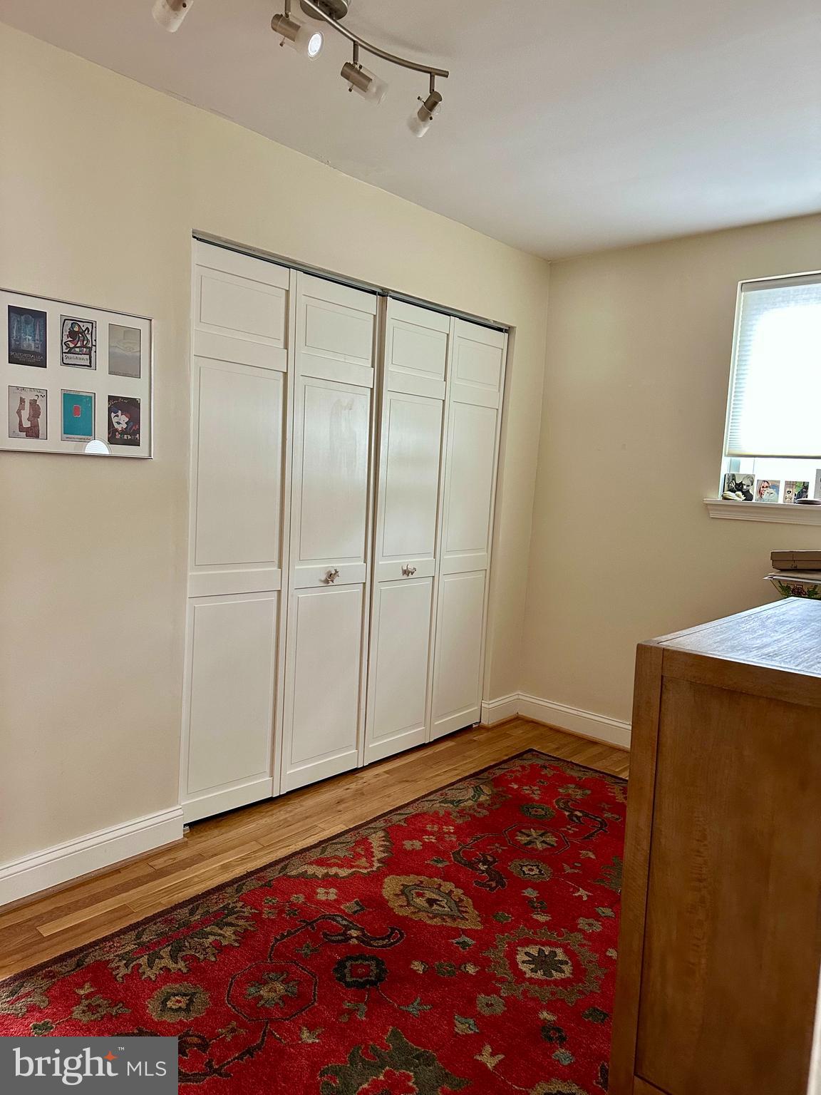 POPLAR HEIGHTS - Residential