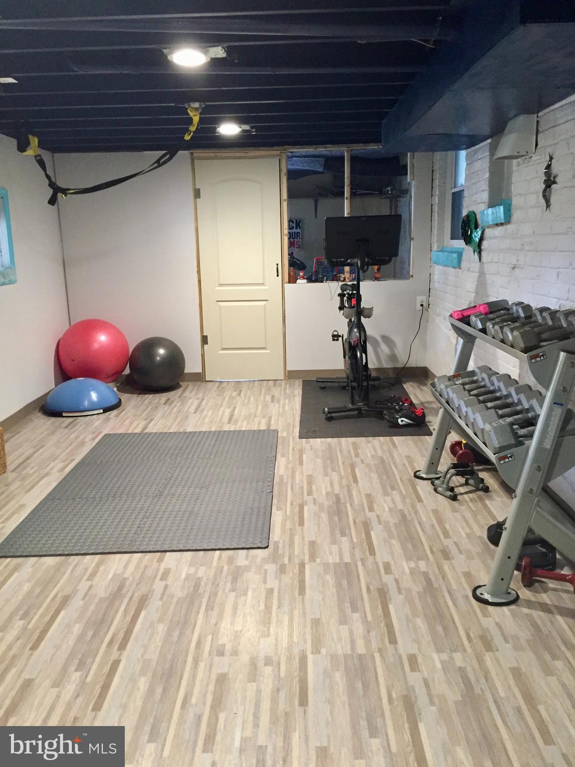 POPLAR HEIGHTS - Residential