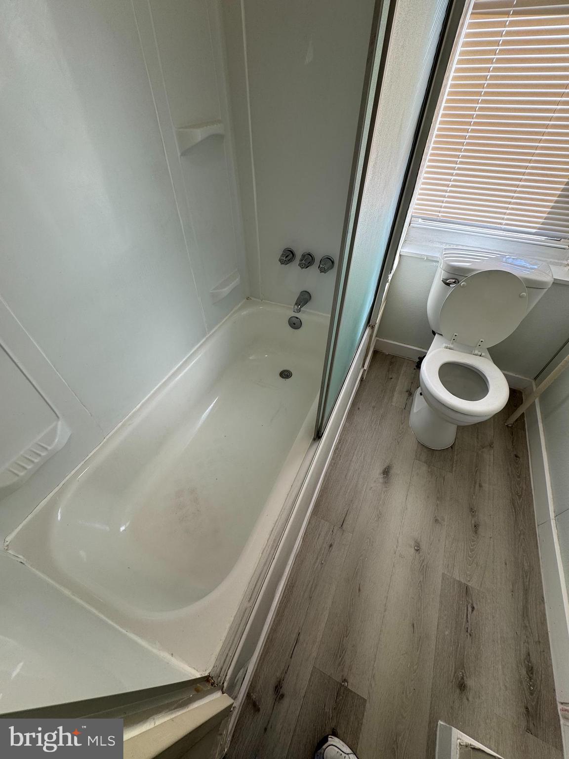 PARKSIDE - Commercial Sale